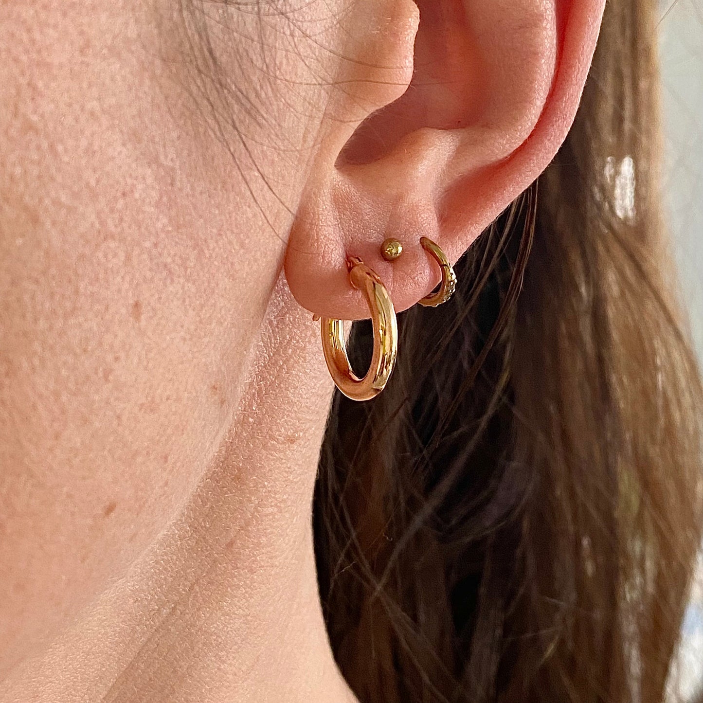 9ct Gold Thick Italian 'Unoaerre' Hoop Earrings | 17mm