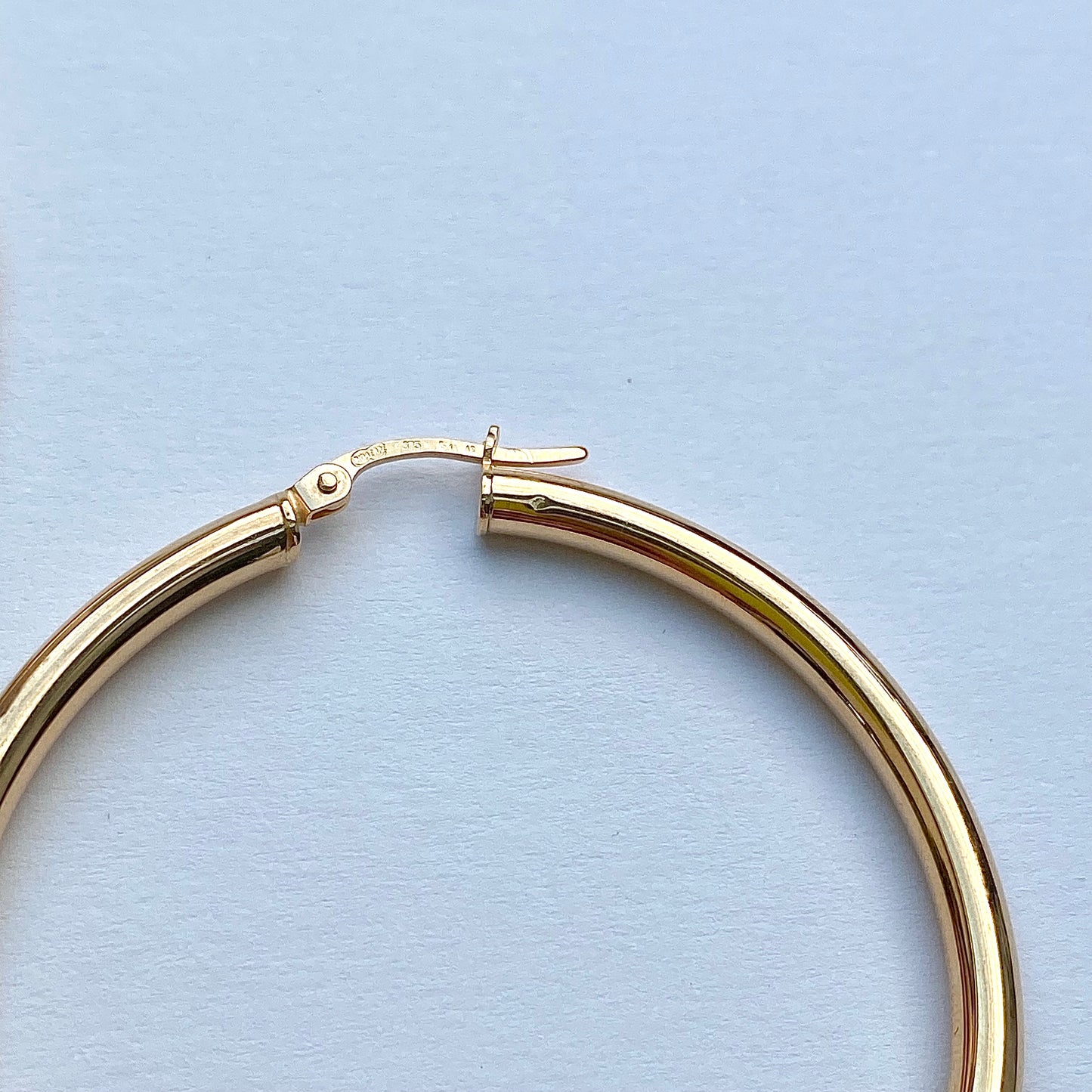 Fantastic Large Italian 9ct 'Unoaerre' Gold Hoops | 56mm