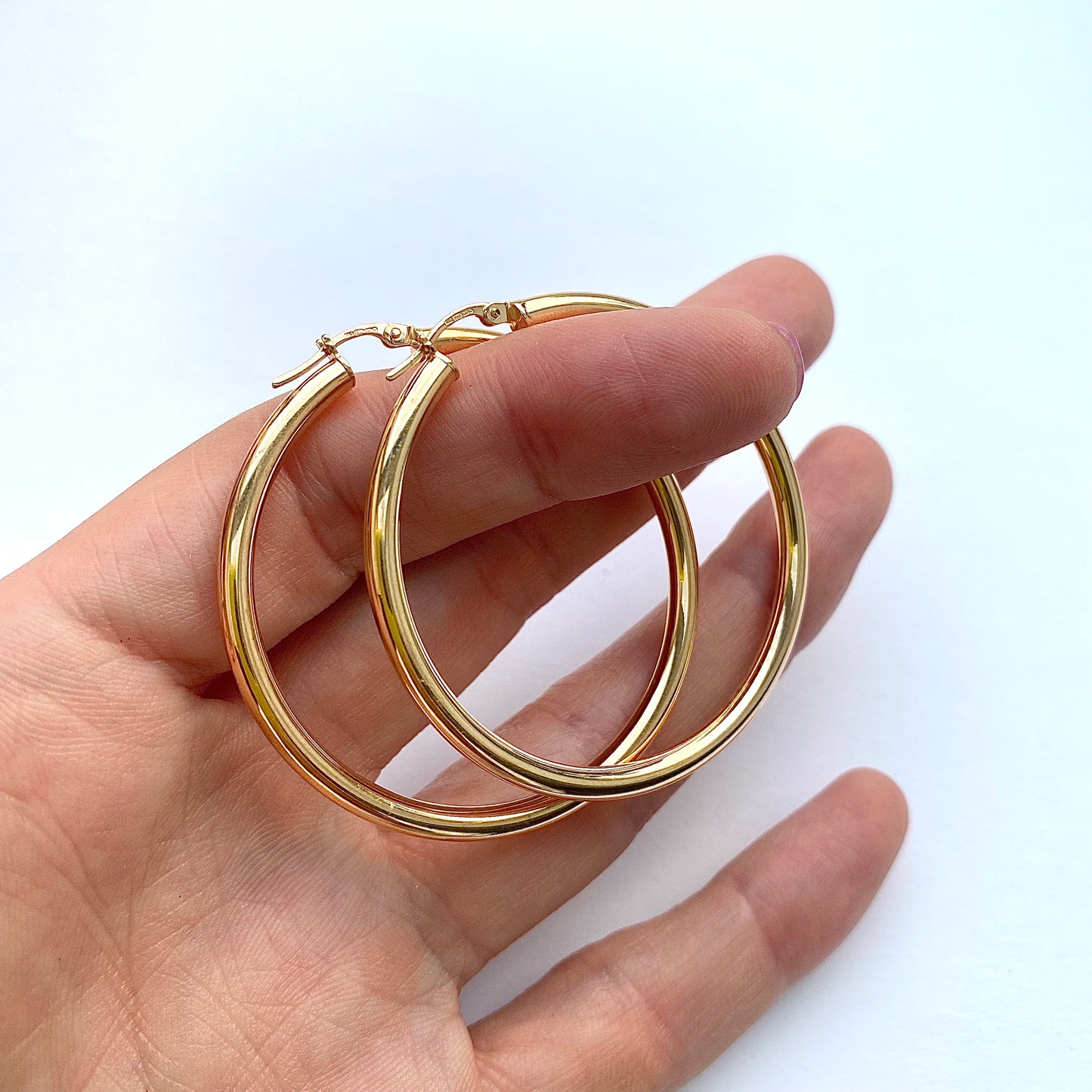 Fantastic Large Italian 9ct 'Unoaerre' Gold Hoops | 56mm