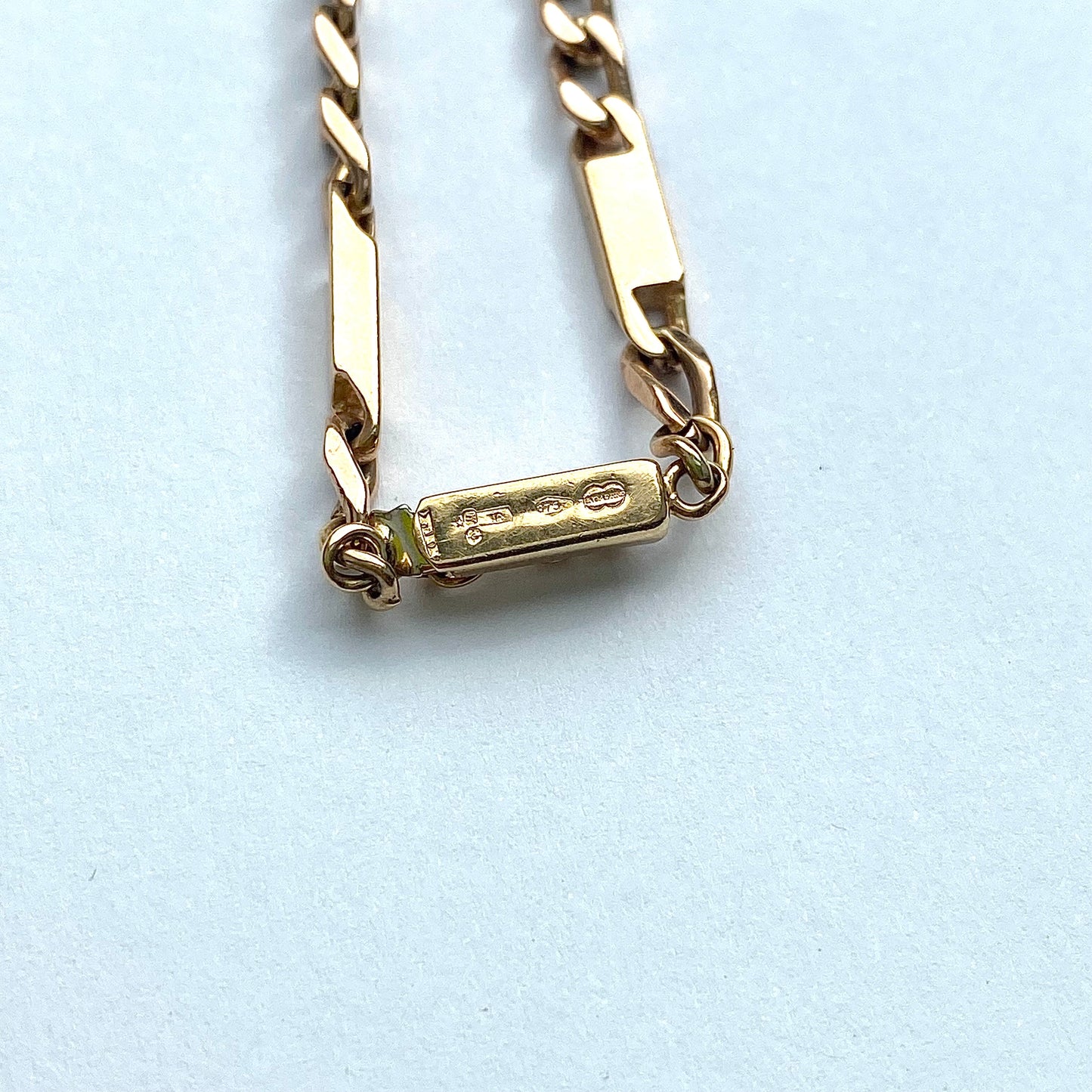 Italian 'Unoaerre' Solid 9ct Gold Curb and Bar Link Bracelet | 7.5" | 4mm