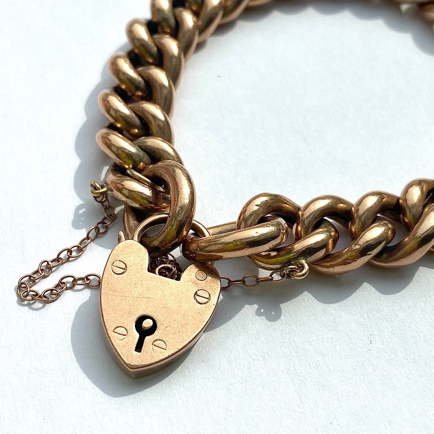 Fantastic Chunky Rosey Antique 9ct Gold Curb Bracelet with Heart Padlock | 7.5" | 11mm