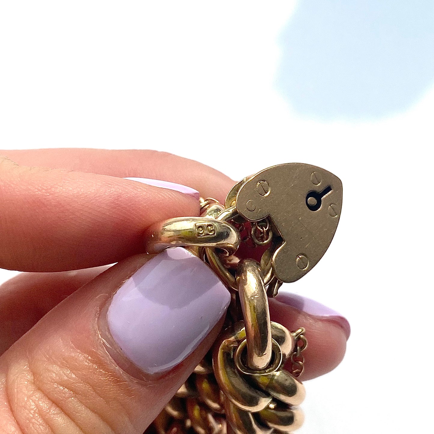 Fantastic Chunky Rosey Antique 9ct Gold Curb Bracelet with Heart Padlock | 7.5" | 11mm