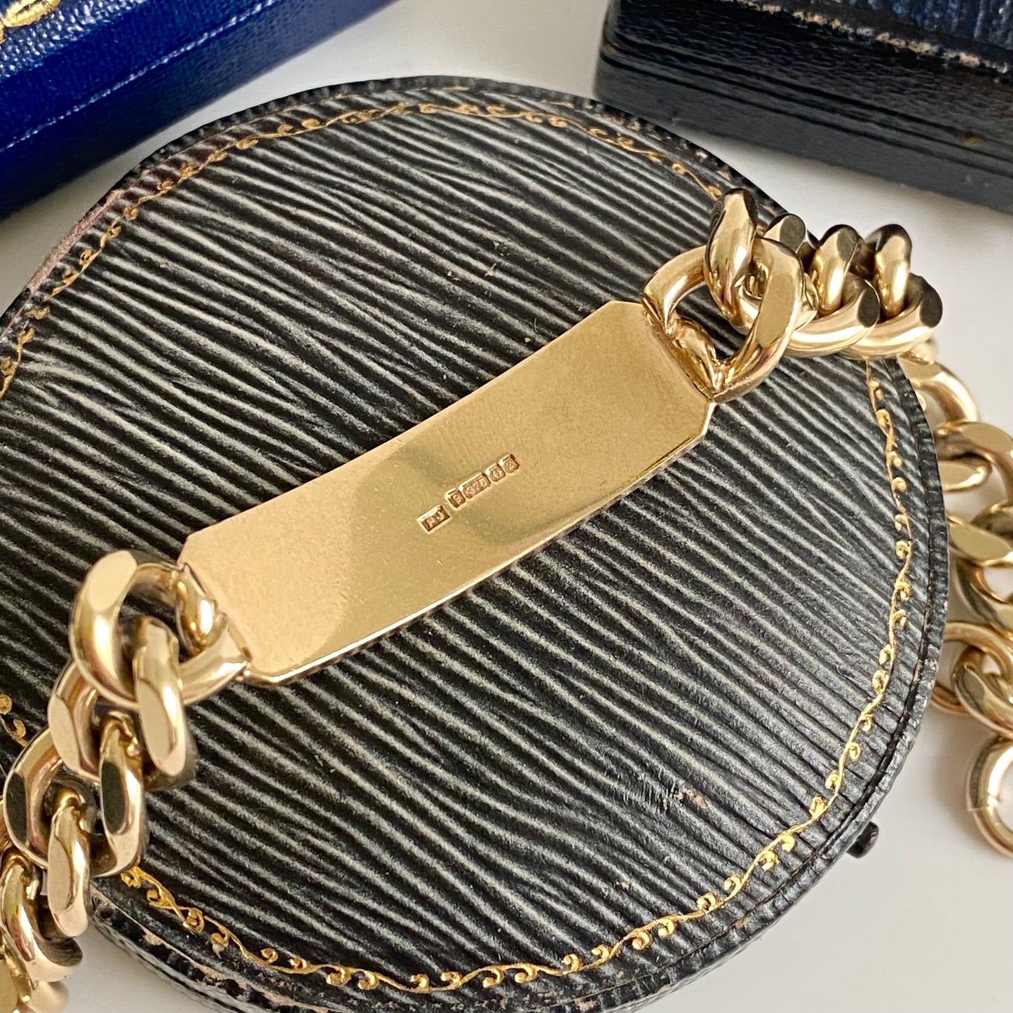 Fantastic Heavy Vintage Solid 9ct Gold Curb ID Bracelet | 7.75" | 10mm