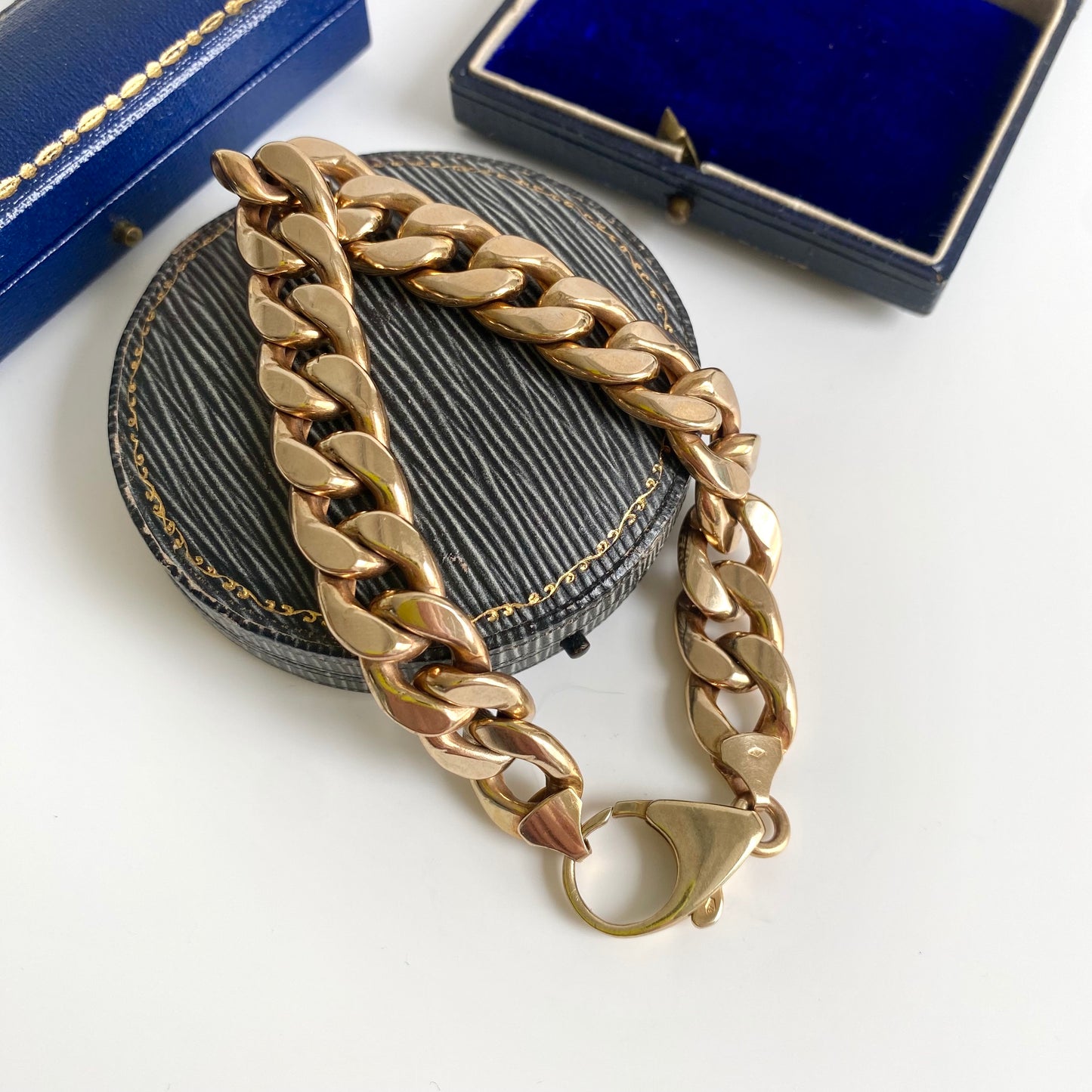 Chunky Hollow 9ct Curb Bracelet | 8.9" | 13mm
