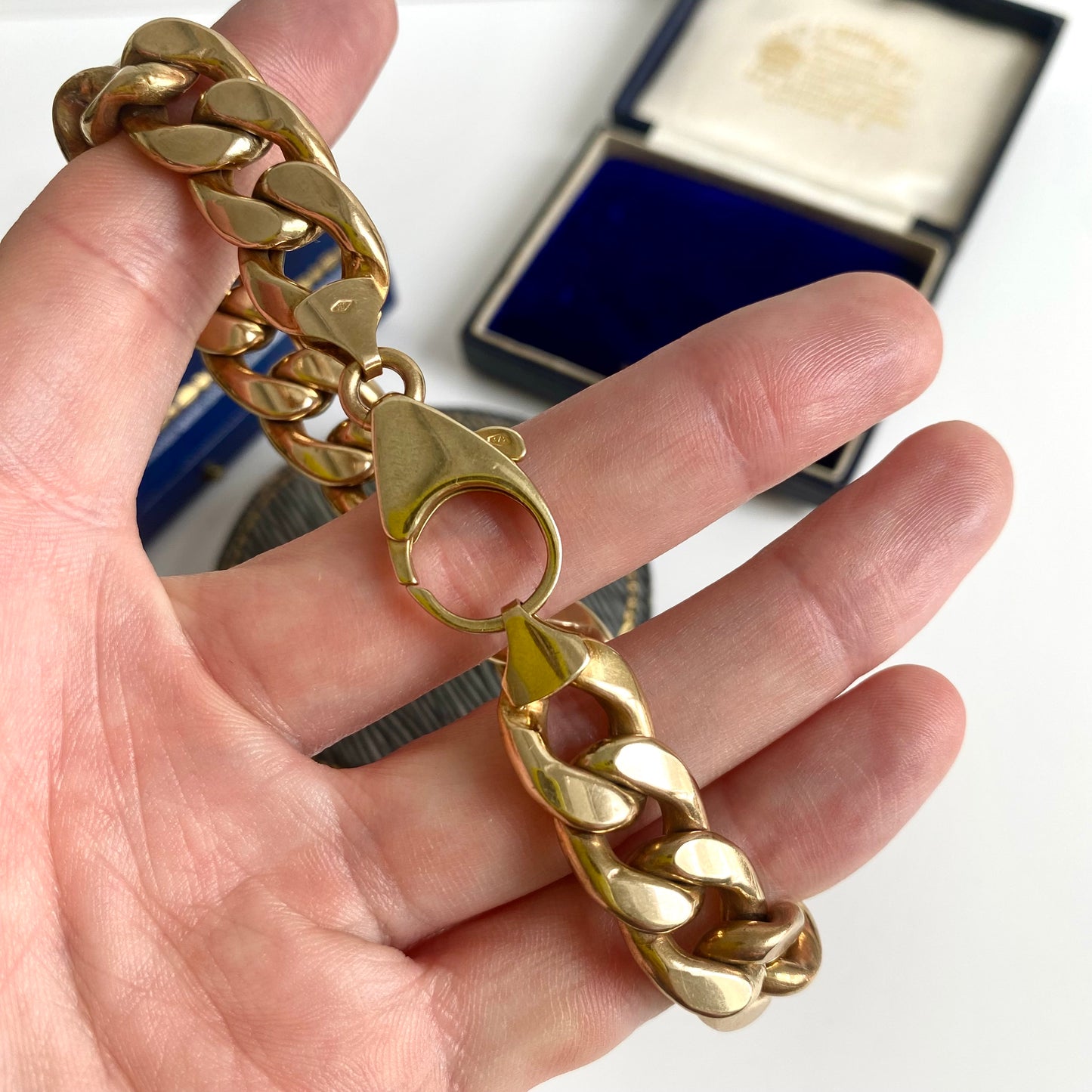 Chunky Hollow 9ct Curb Bracelet | 8.9" | 13mm