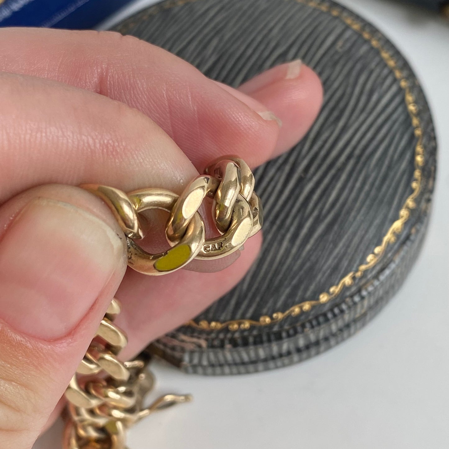 Solid 9ct Gold Vintage Curb Bracelet | 7.5" | 9.5mm