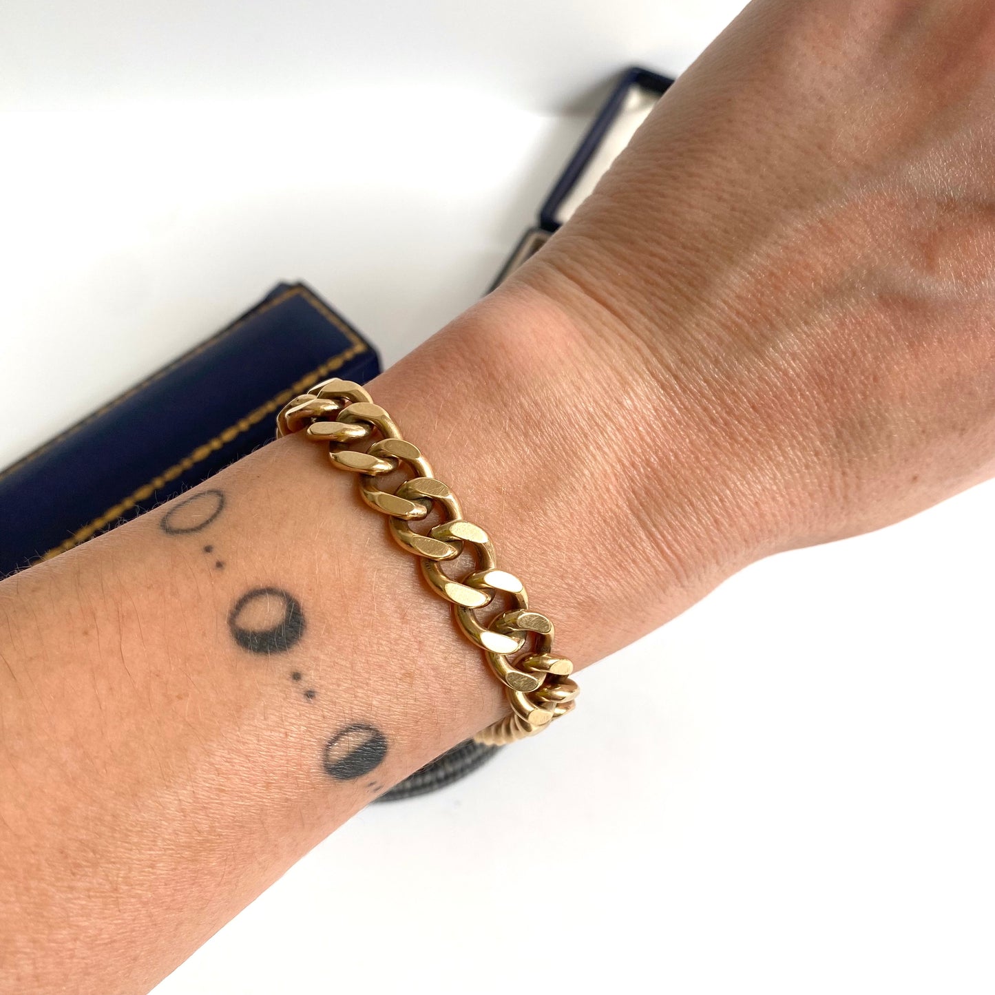 Solid 9ct Gold Vintage Curb Bracelet | 7.5" | 9.5mm