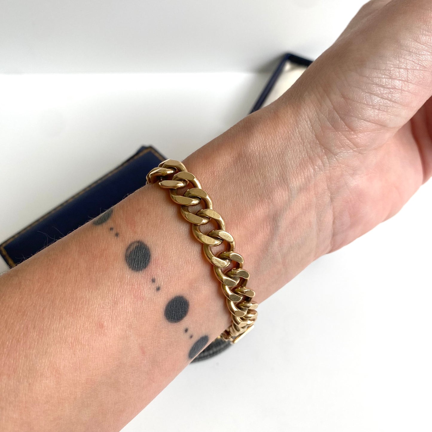 Solid 9ct Gold Vintage Curb Bracelet | 7.5" | 9.5mm