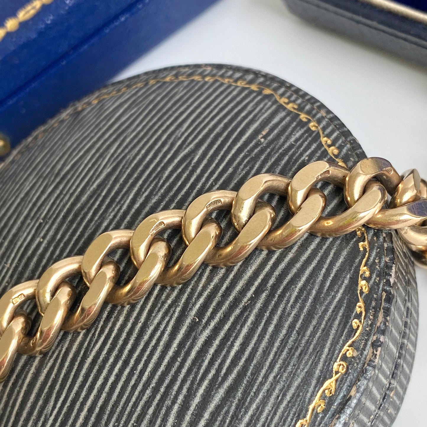 Solid 9ct Gold Vintage Curb Bracelet | 7.5" | 9.5mm