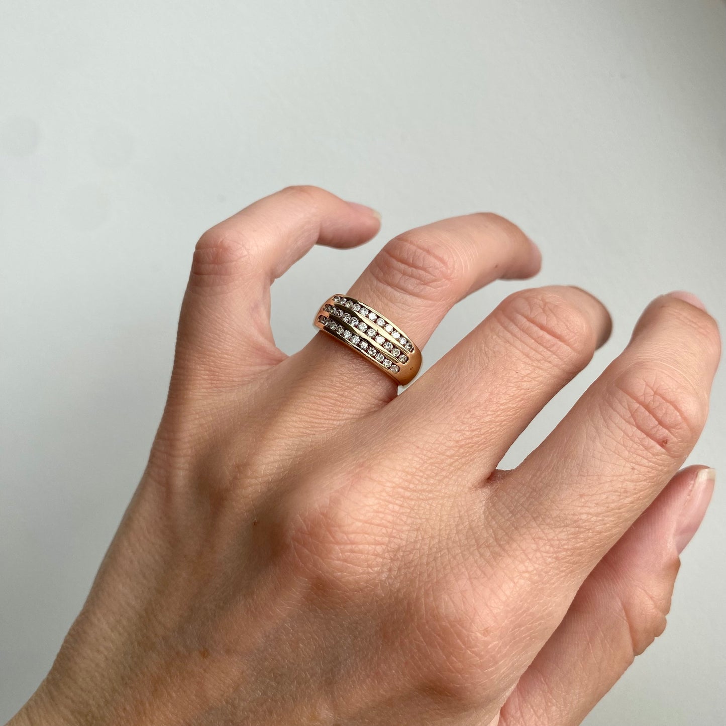 Sparkly 9ct Gold and Triple Row Channel Set Diamonds | Size UK J.5
