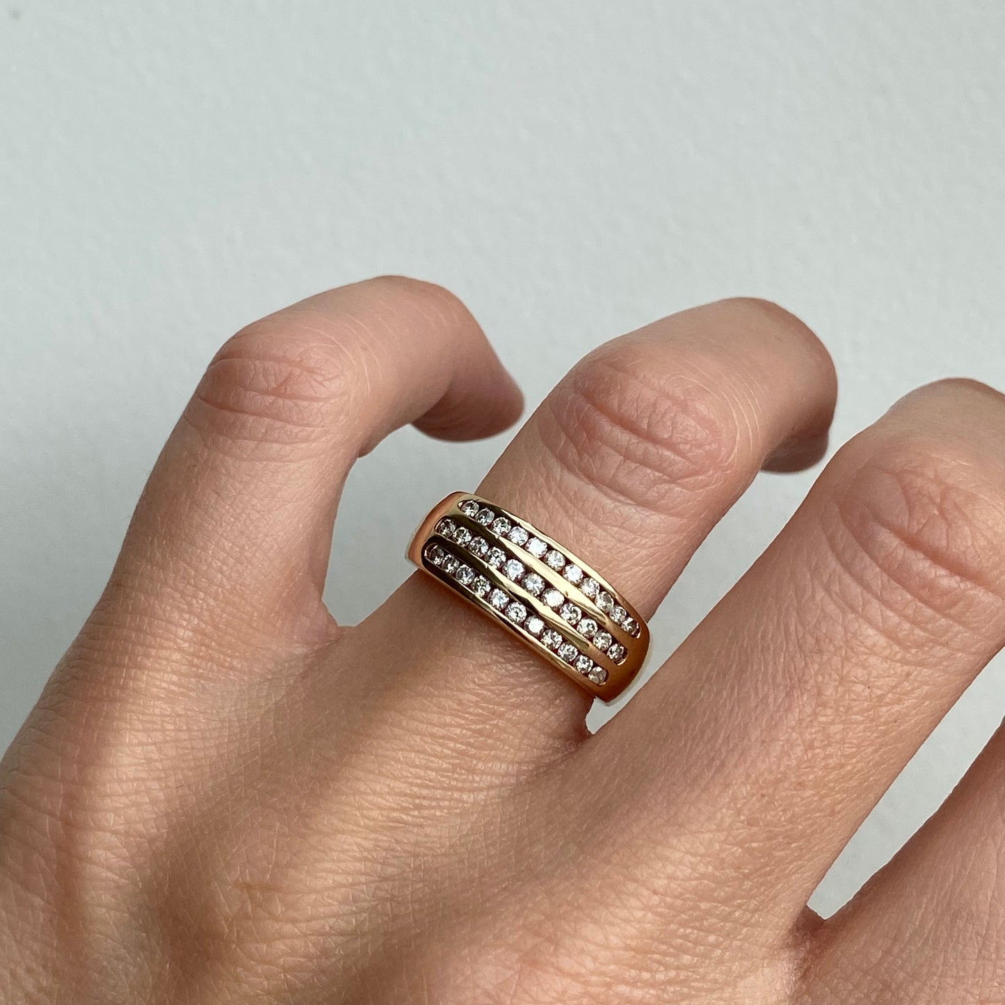 Sparkly 9ct Gold and Triple Row Channel Set Diamonds | Size UK J.5