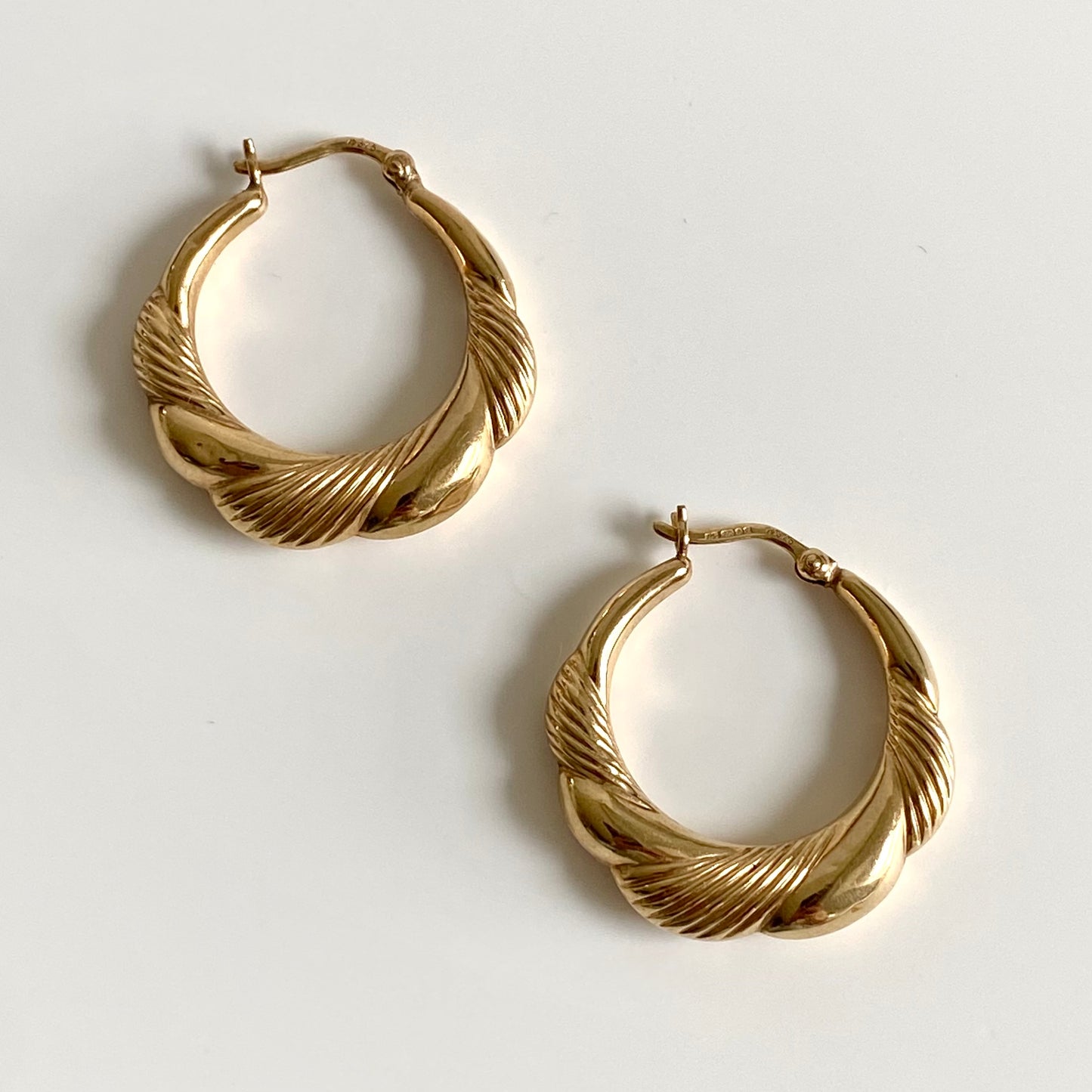 9ct Gold Smooth & Textured Chubby Twist Hoops | 28mm