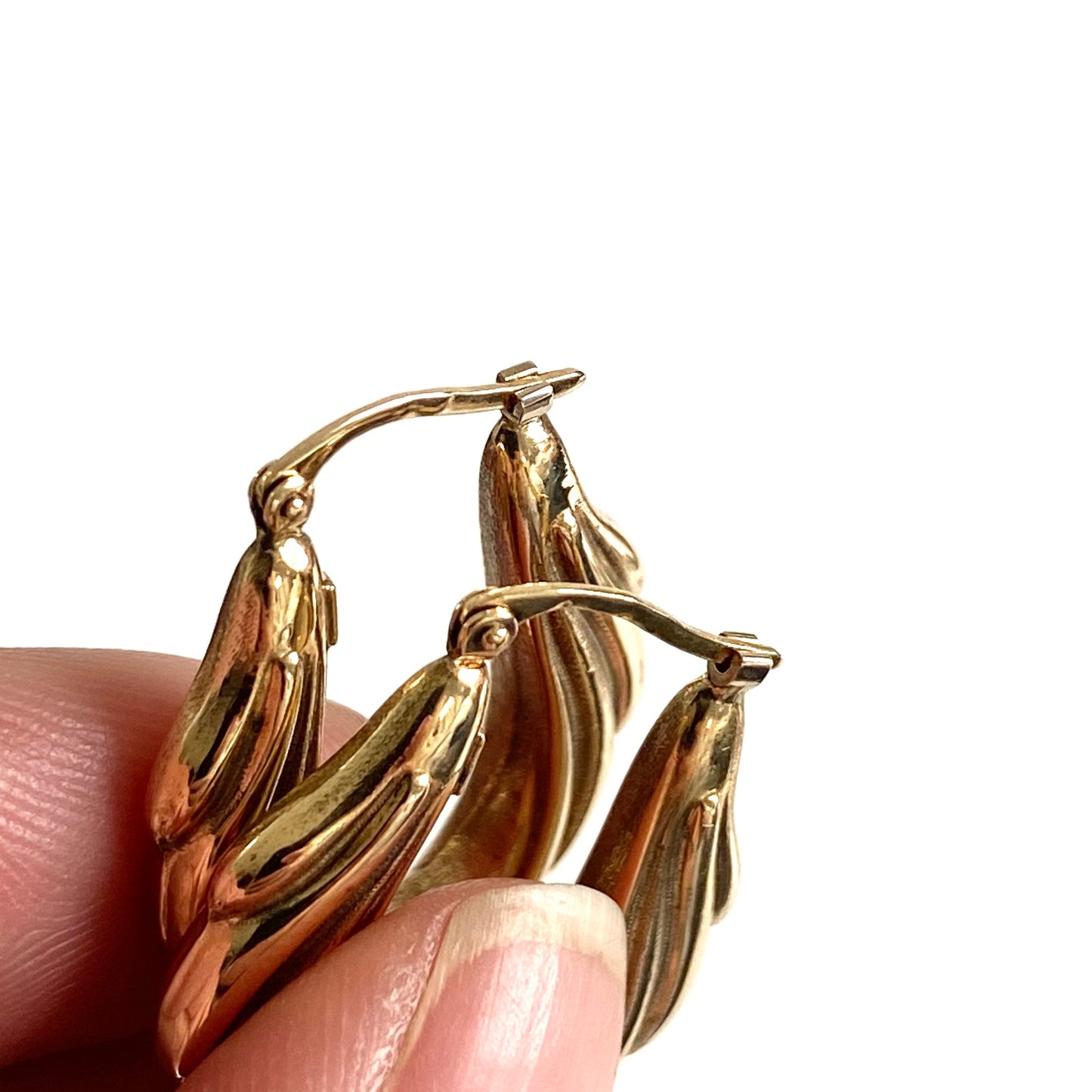 9ct Gold 'UNOAERRE' Drape Effect Hoops | 26mm