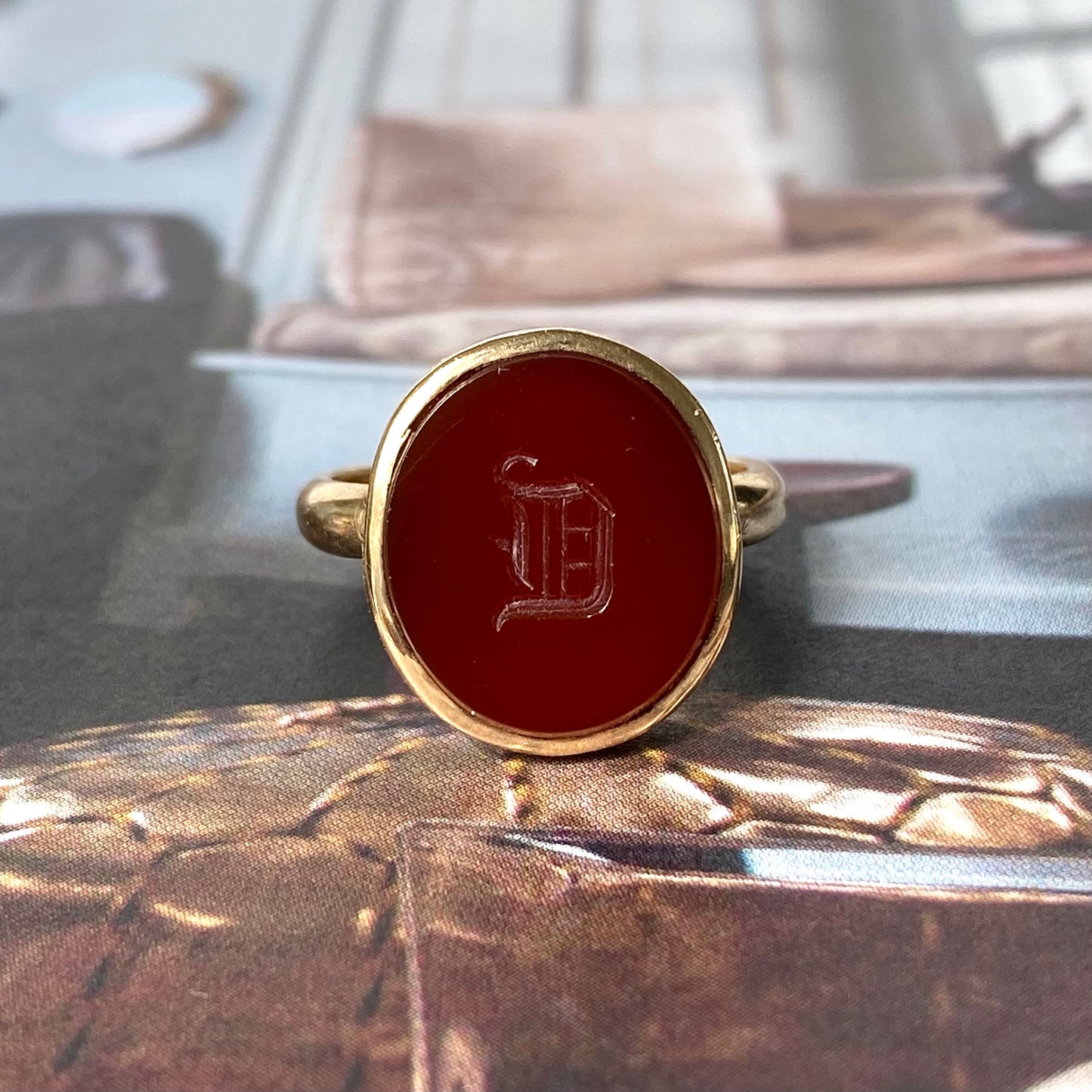 9ct Gold Intaglio 'D' Ring | Size UK M.5