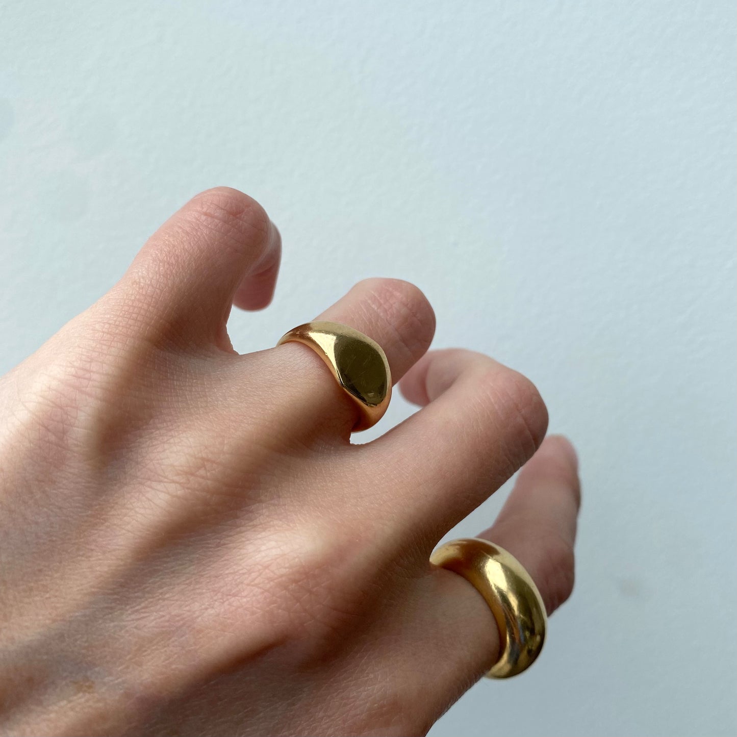 Heavy Vintage 18ct Gold Signet Ring | Size UK J.5