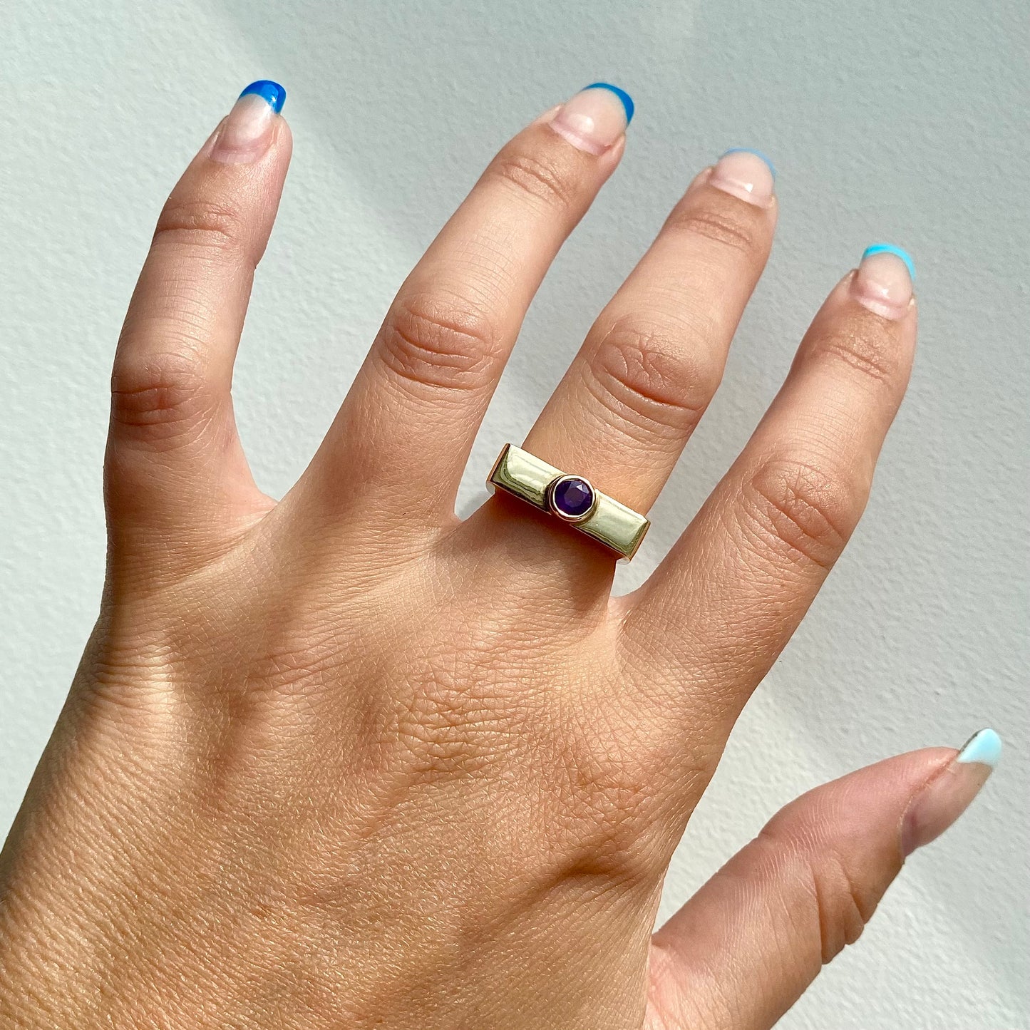 9ct Gold and Amethyst Solitaire Ring | Size UK L.5