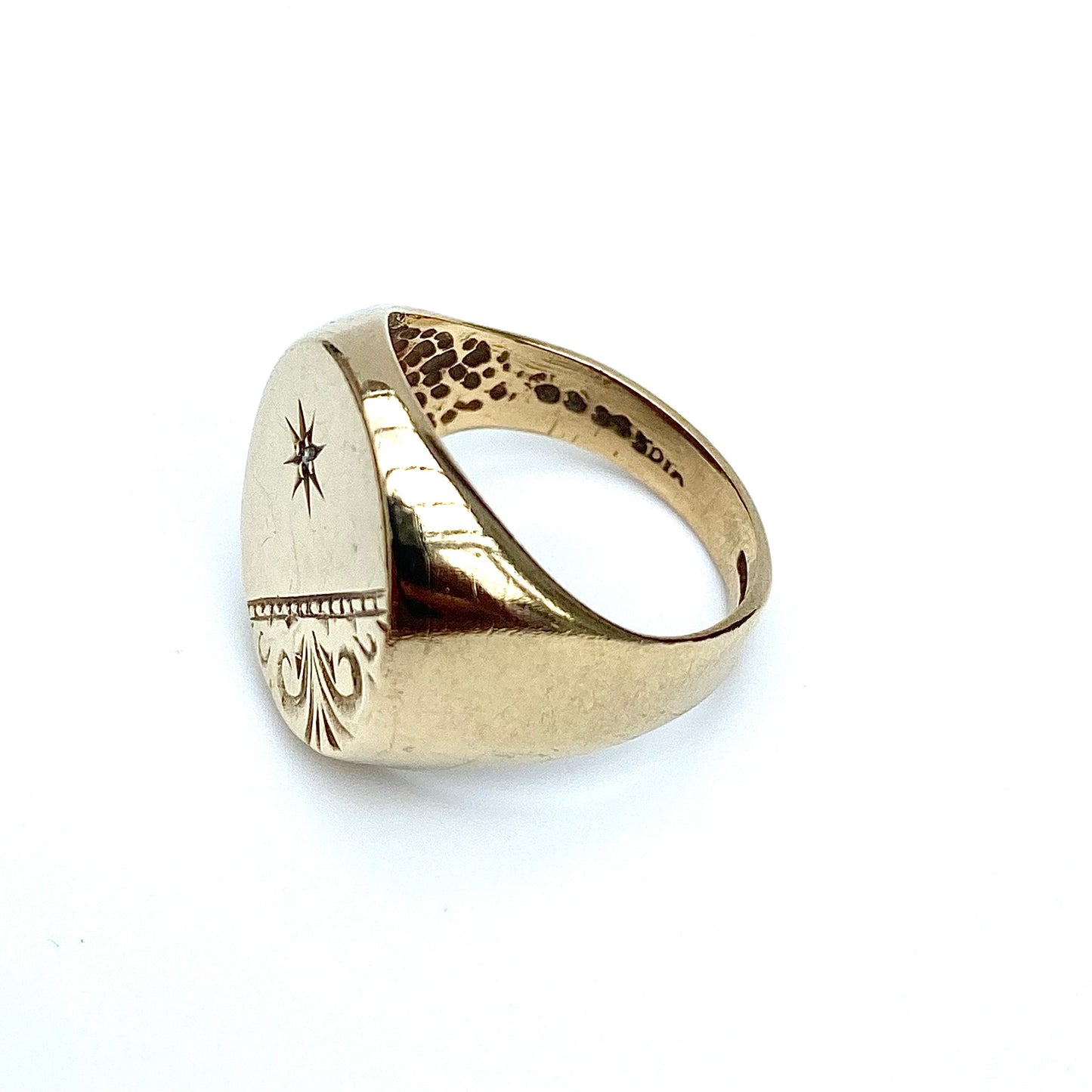 Chunky 9ct Gold and Diamond Signet Ring | Size UK L