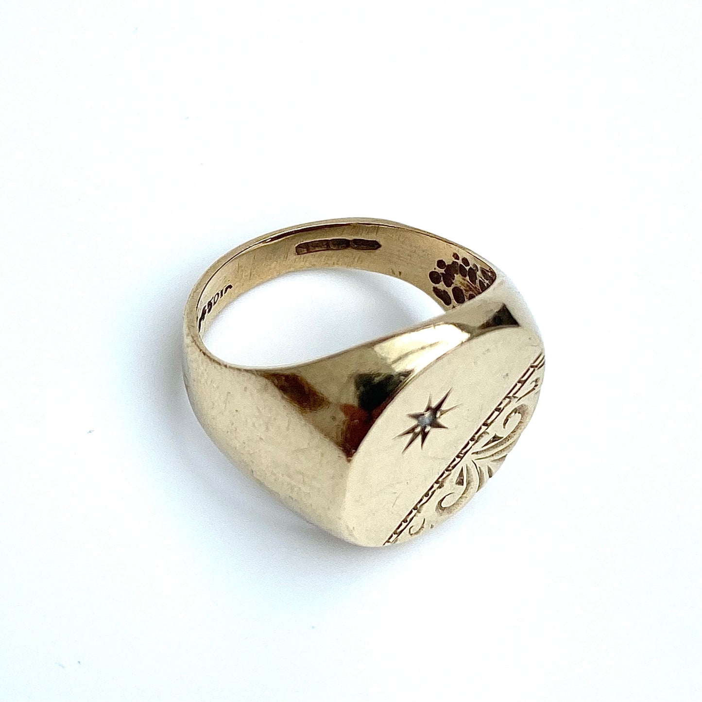 Chunky 9ct Gold and Diamond Signet Ring | Size UK L
