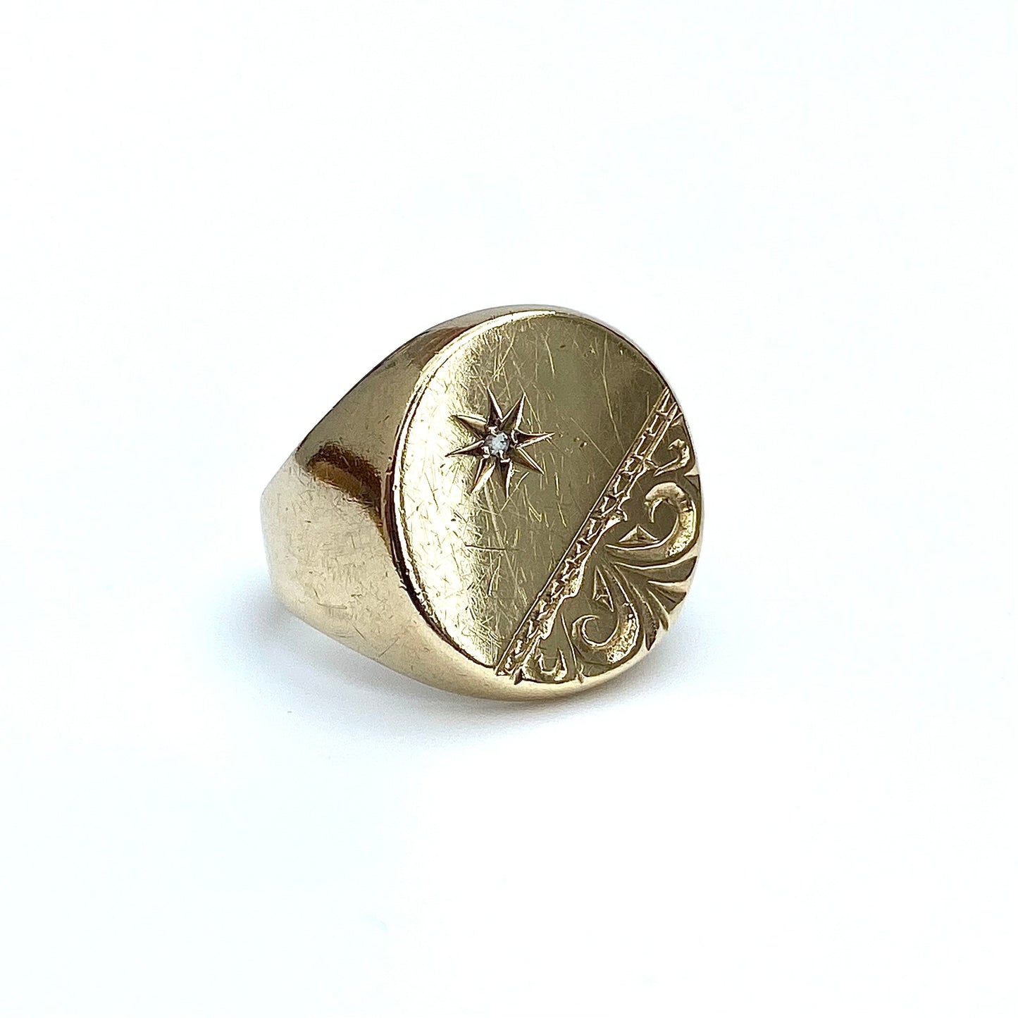 Chunky 9ct Gold and Diamond Signet Ring | Size UK L