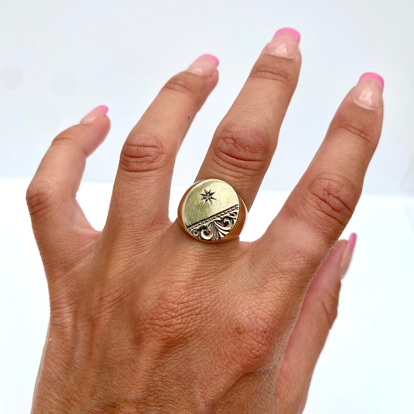 Chunky 9ct Gold and Diamond Signet Ring | Size UK L