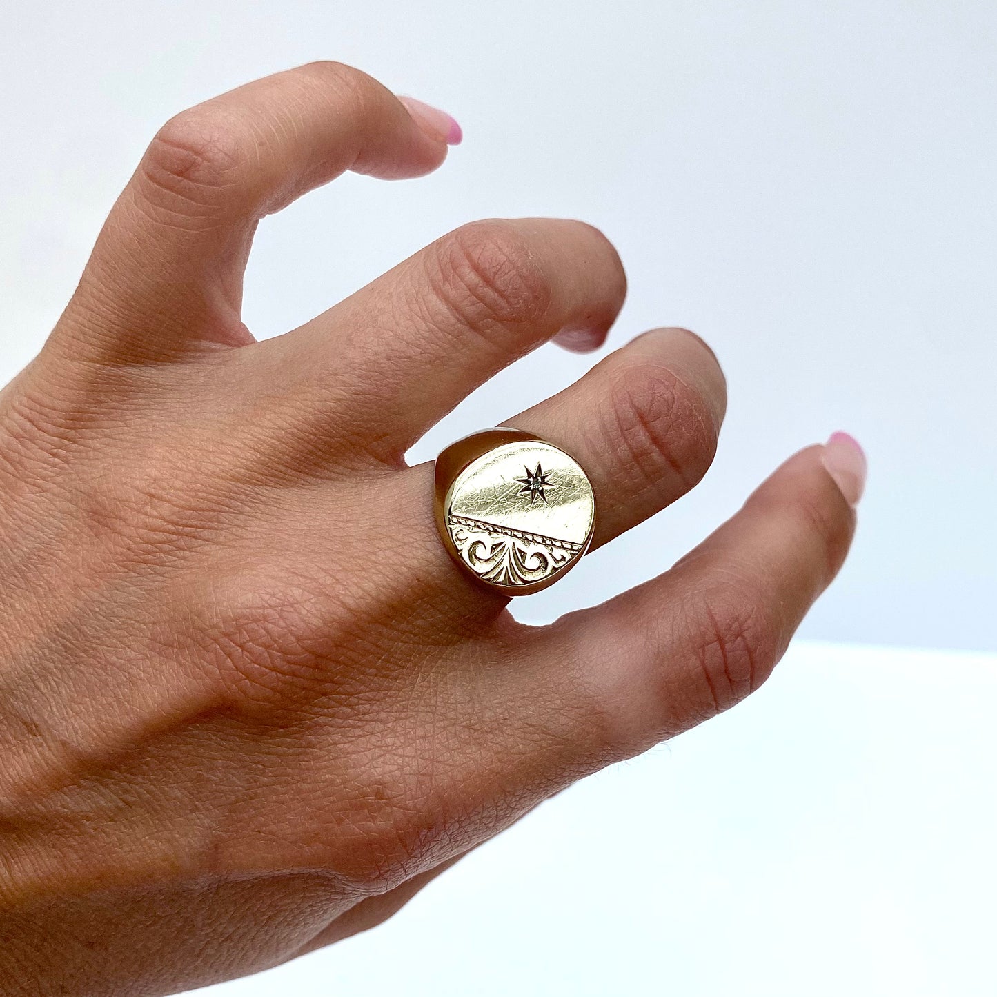 Chunky 9ct Gold and Diamond Signet Ring | Size UK L