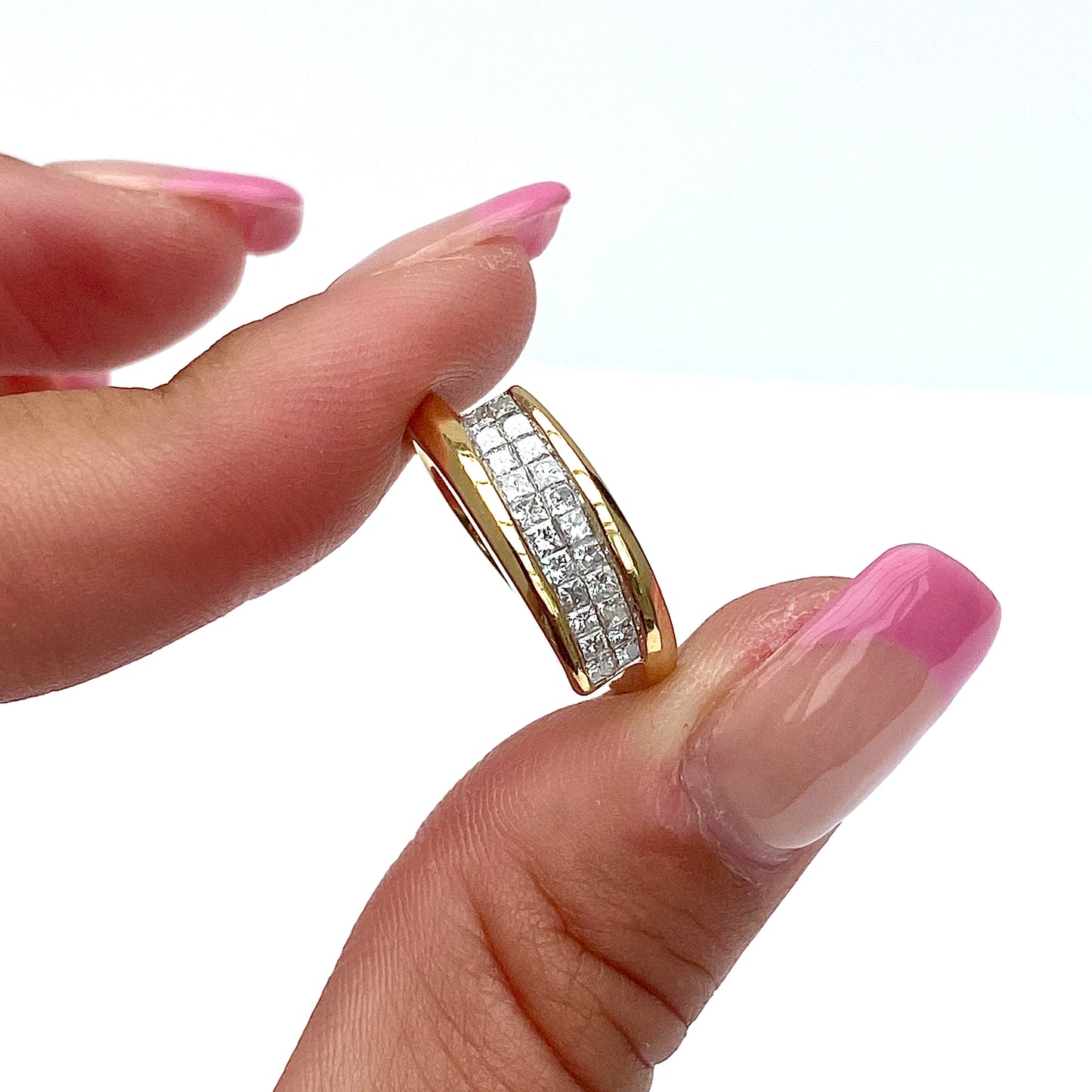 Stunning 18ct Gold and Princess Cut Diamond Asymmetric Ring | Size UK J.5