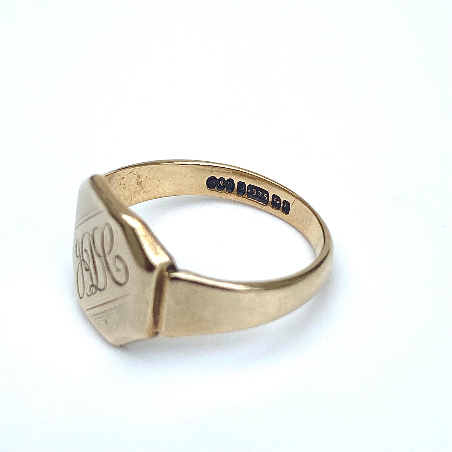 Vintage 9ct Gold 'JDC' Signet Ring | Size UK P