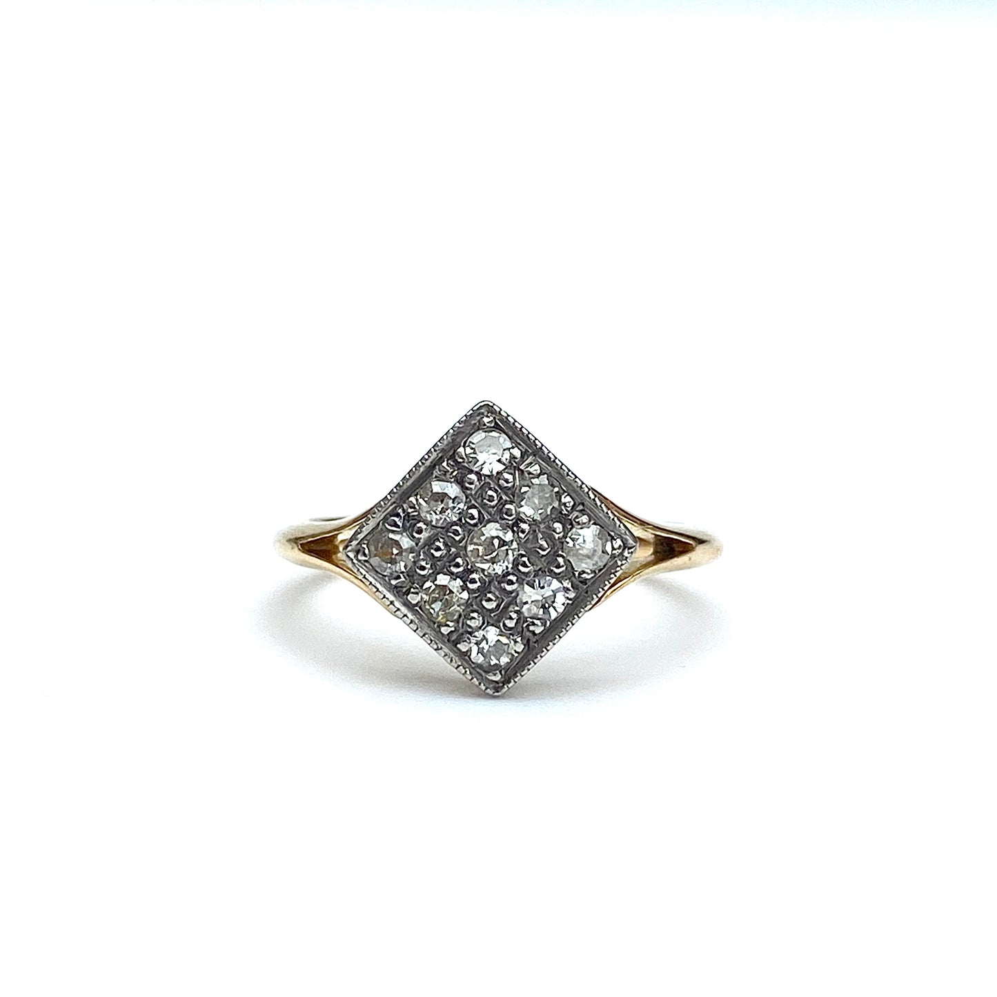 Art Deco 18ct Gold and Diamond Shaped Diamond Ring | Size UK I