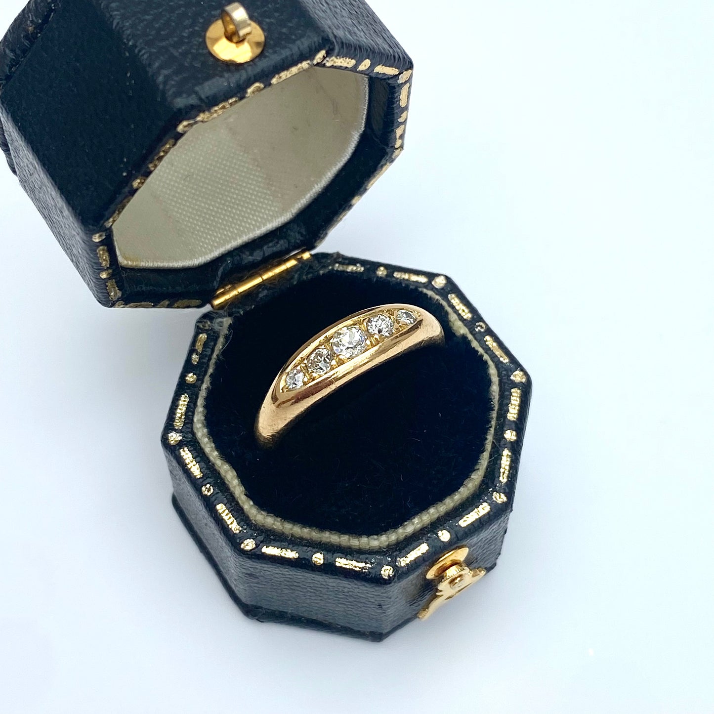 Antique 18ct Gold and Diamond Boat Ring | Size UK K.5
