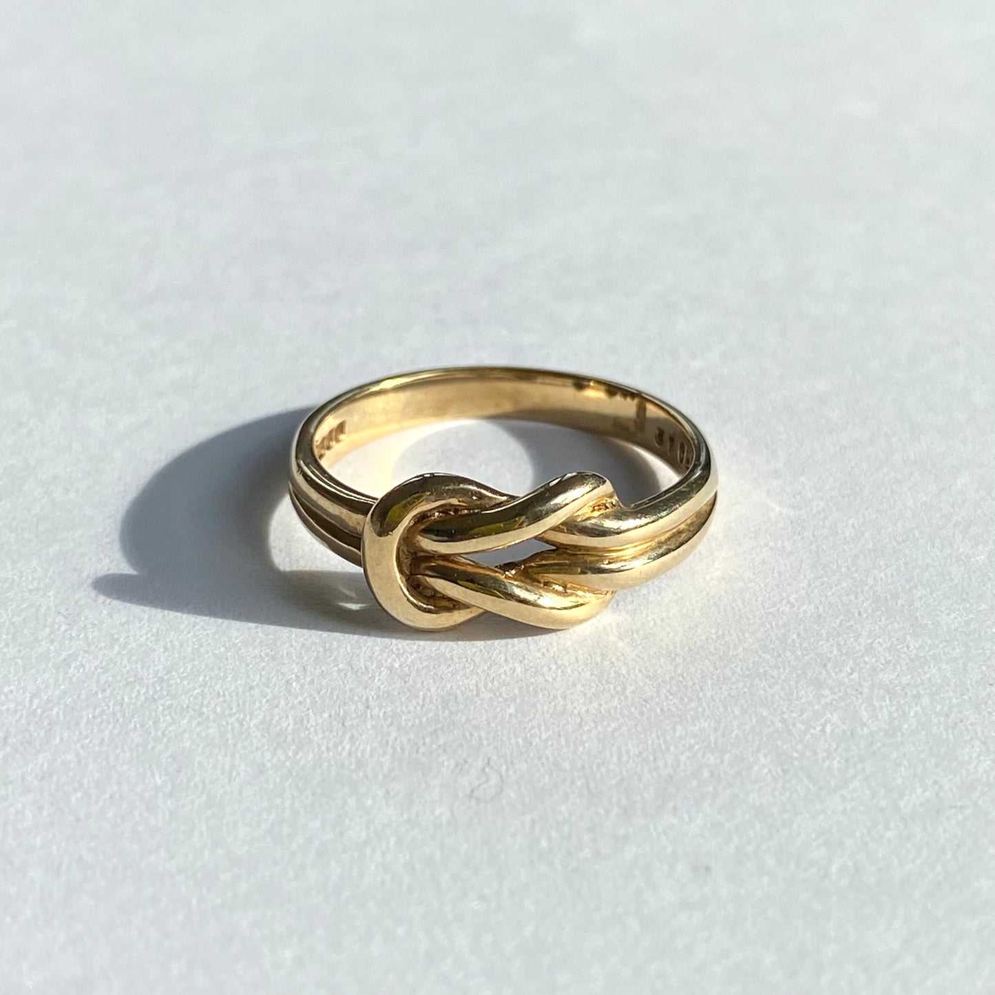 9ct Gold Lovers Knot Ring | Size UK N.5