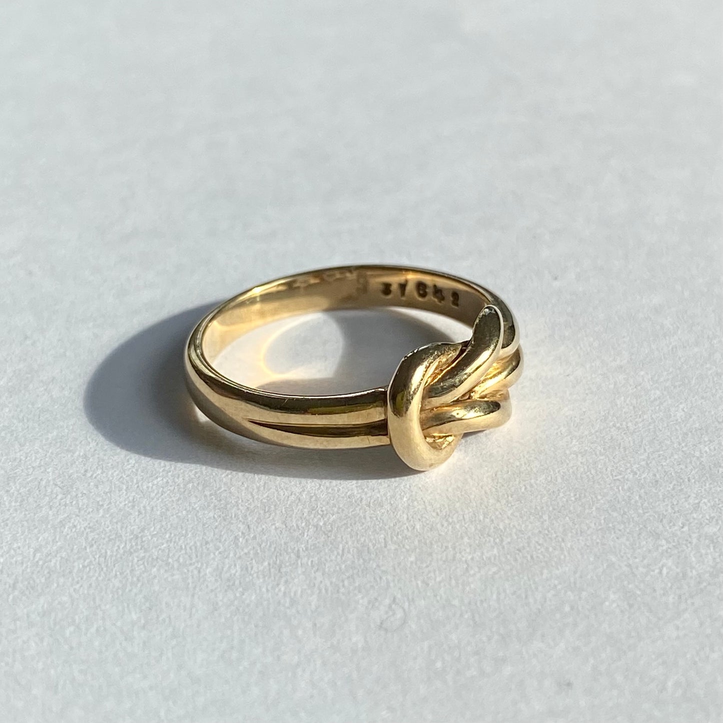 9ct Gold Lovers Knot Ring | Size UK N.5