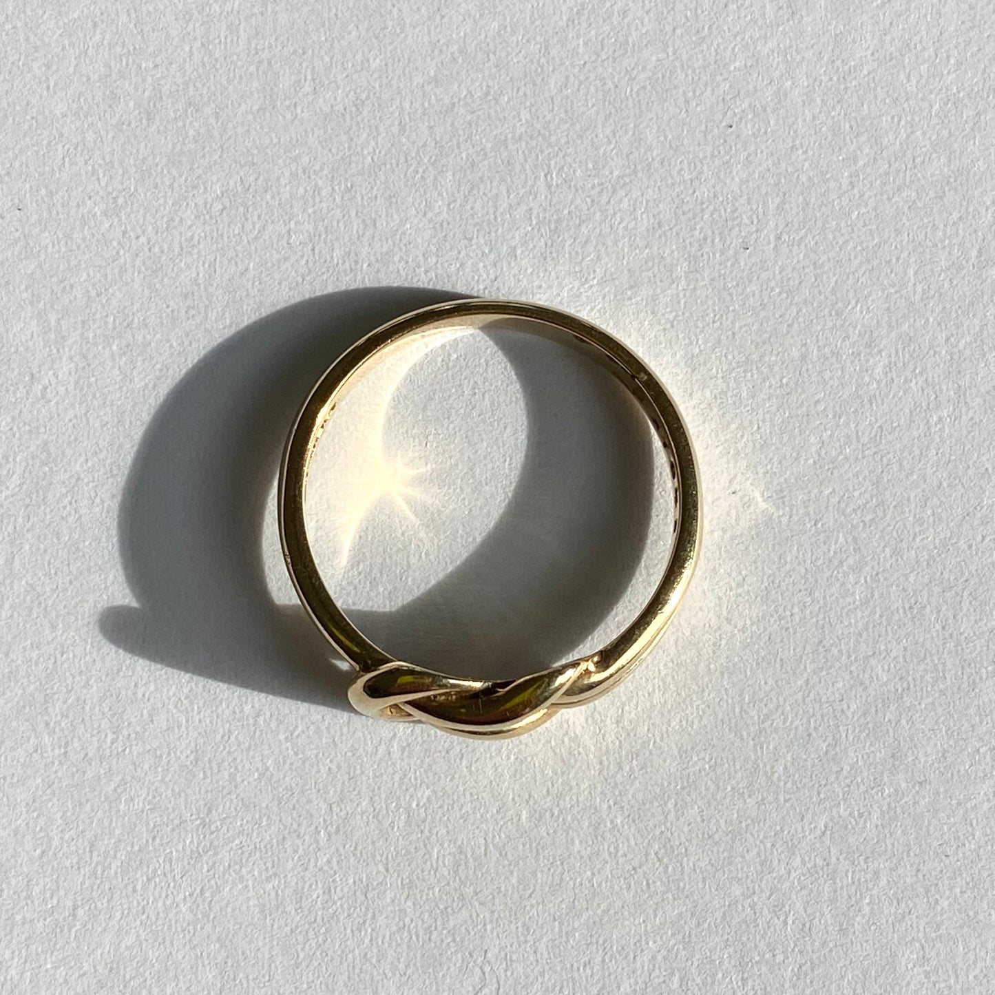9ct Gold Lovers Knot Ring | Size UK N.5