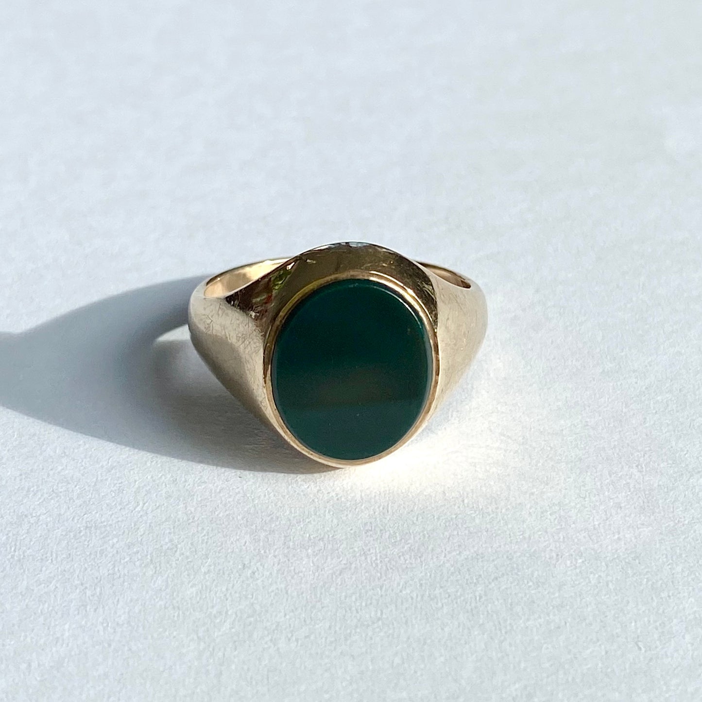 9ct Gold and Bloodstone Signet Ring | Size UK M.5