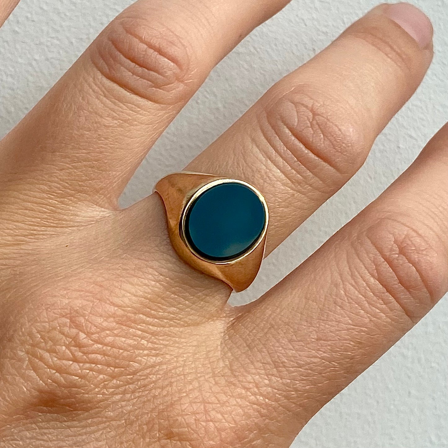 9ct Gold and Bloodstone Signet Ring | Size UK M.5
