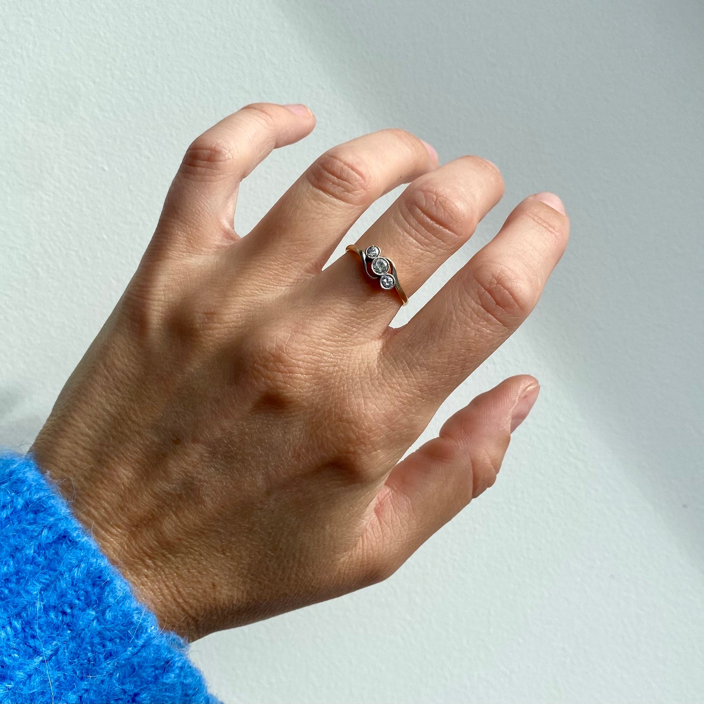 18ct Gold, Platinum and Diamond Trilogy Ring | Size UK M