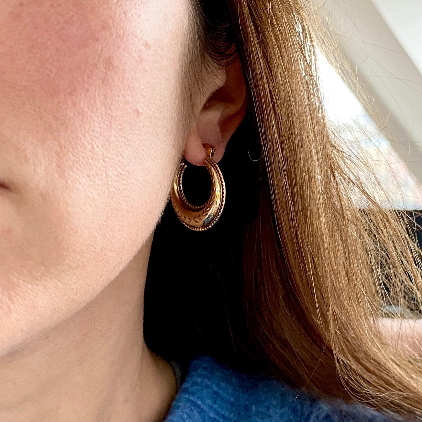 Beautiful 9ct Gold Engraved Hoop Earrings | 24mm