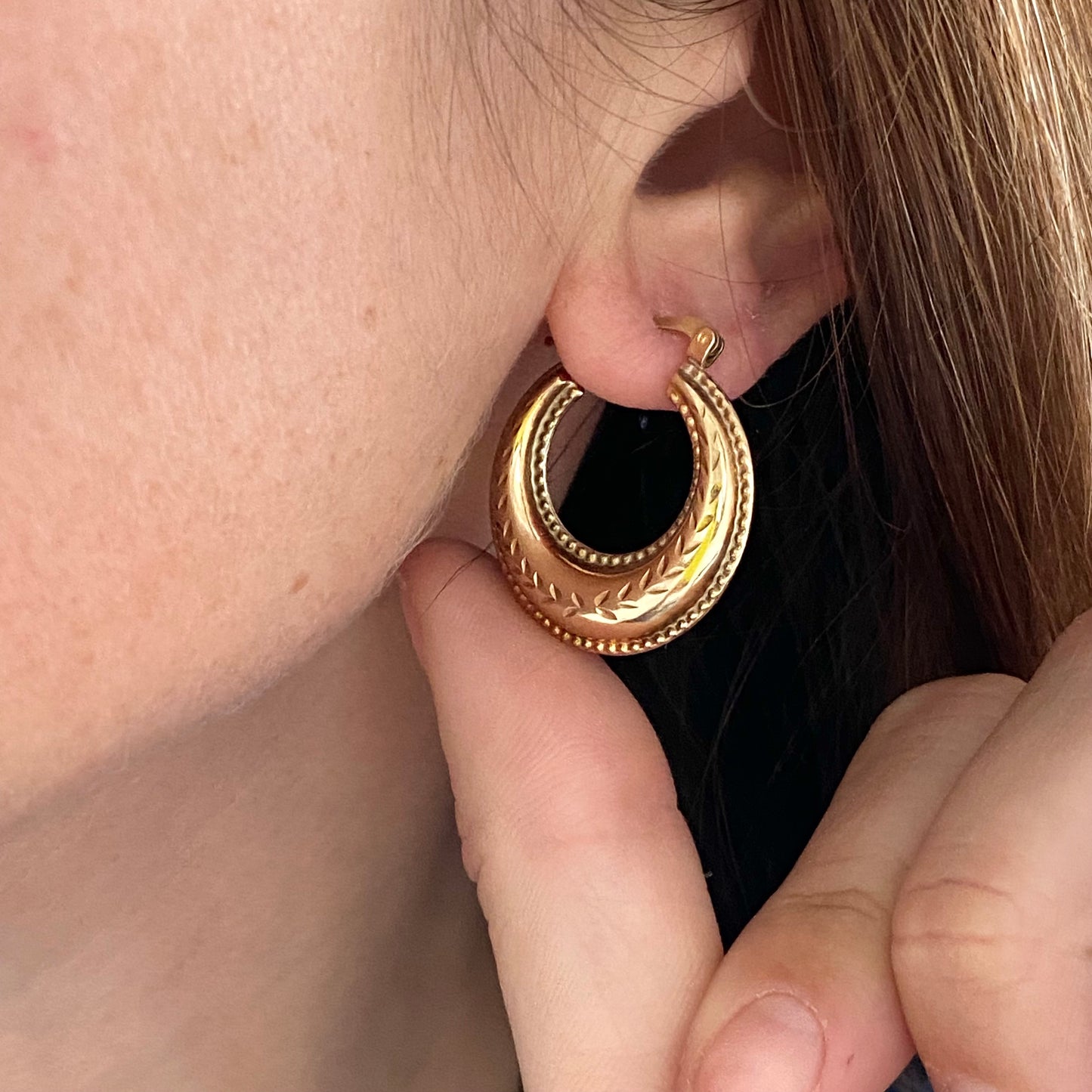 Beautiful 9ct Gold Engraved Hoop Earrings | 24mm