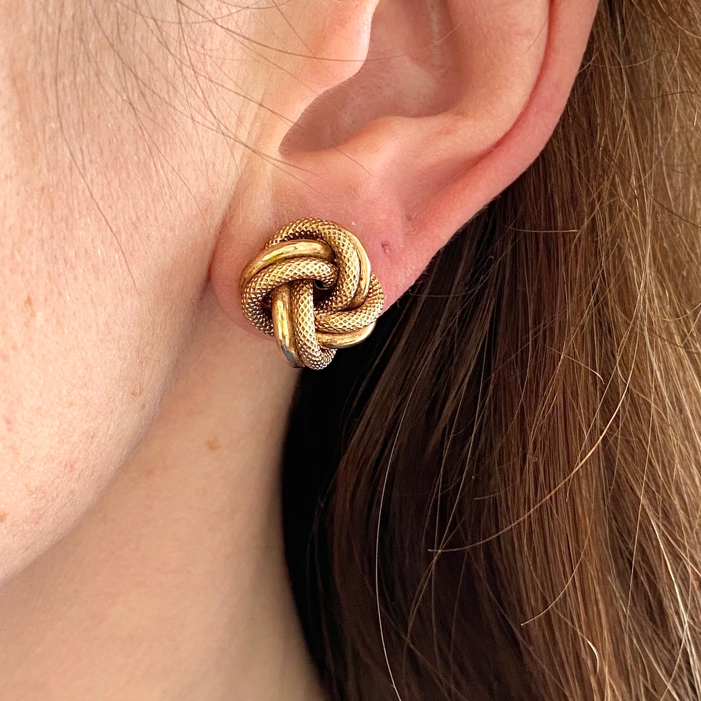 9ct Gold Textured Knot Earrings | 13mm