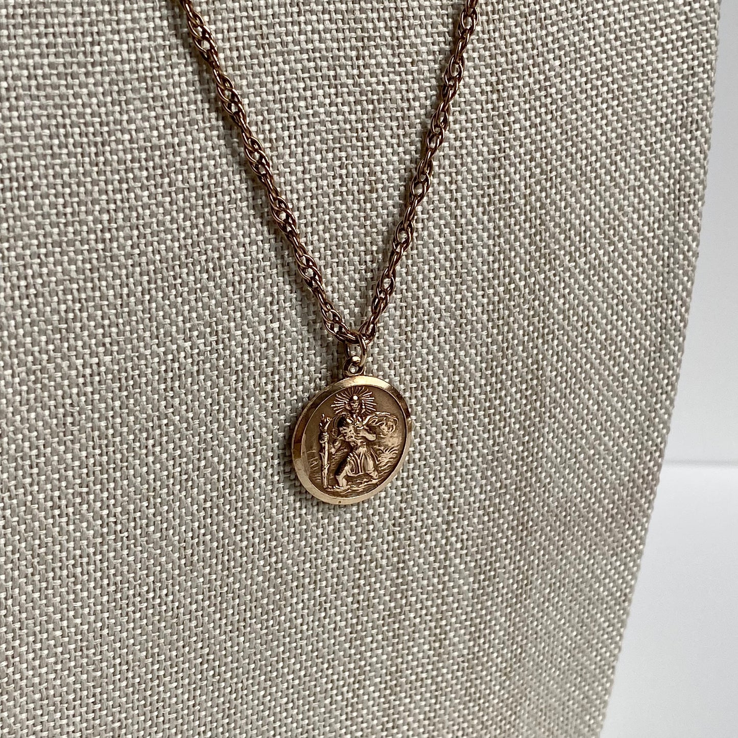 9ct Gold St Christopher Necklace | 22"