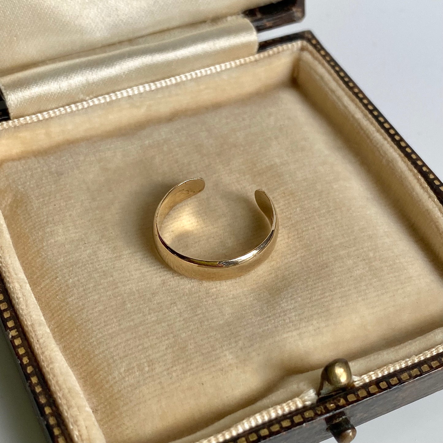 9ct Gold Band Midi Ring or Toe Ring | Size UK J