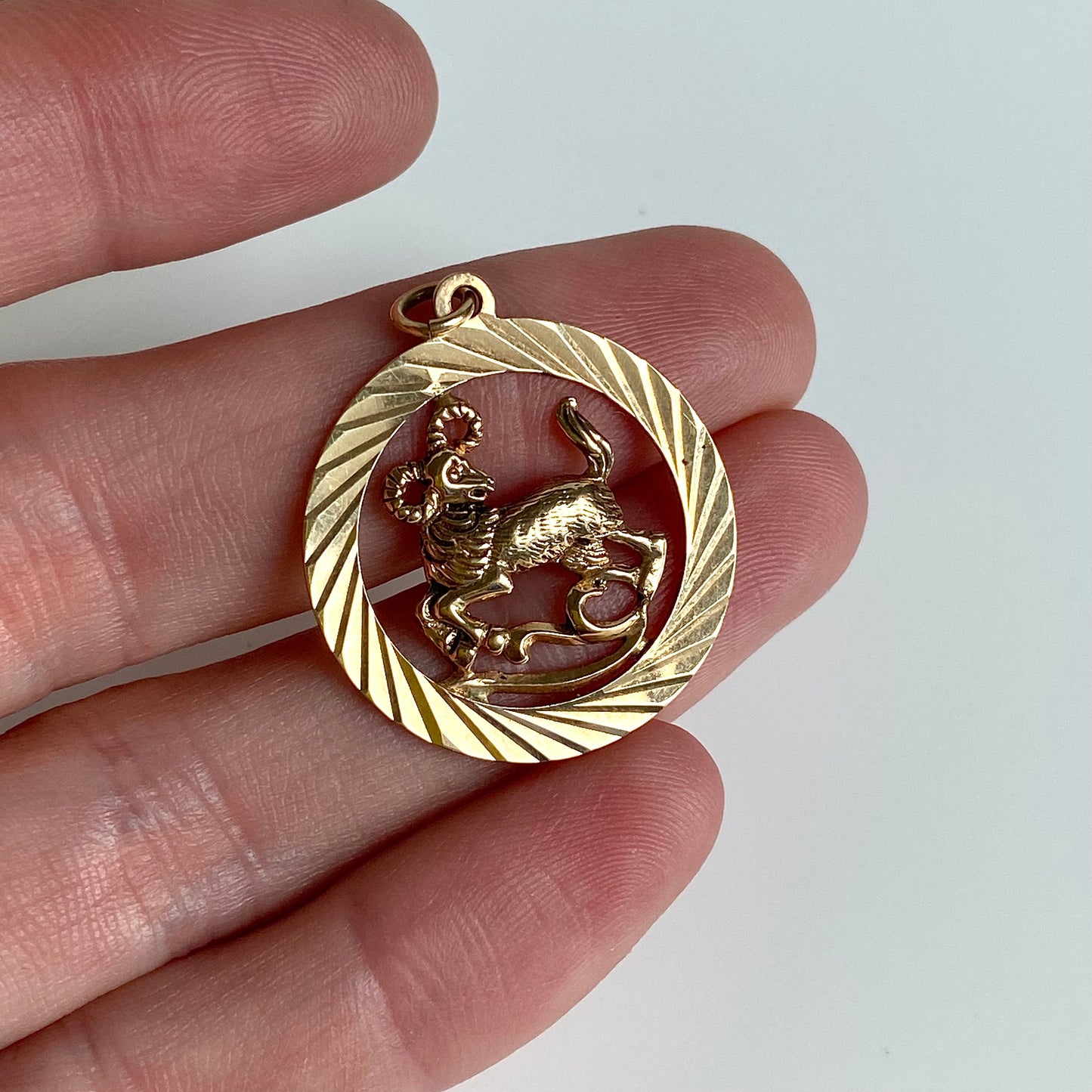 Gorgeous 9ct Gold Libra Zodiac Ram Charm | 25mm