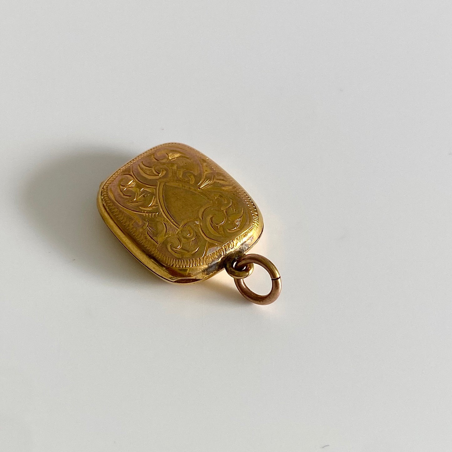 Antique 9ct Gold B&F Rectangle Locket | 17mm