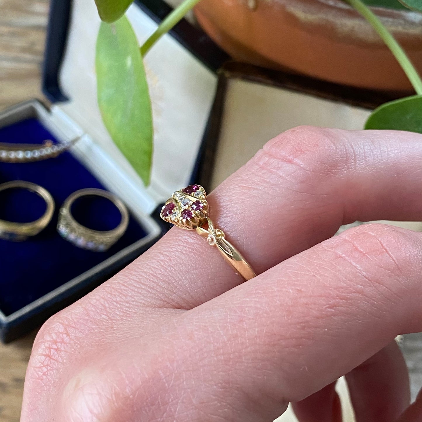 Stunning Antique Edwardian 18ct Gold Ruby and Diamond Ring | Size UK N.5