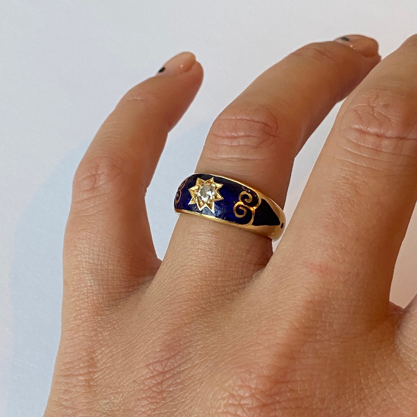 Vintage Solid 18ct Gold, Blue Enamel and Brilliant-cut Diamond Starburst Ring | Size UK K.5