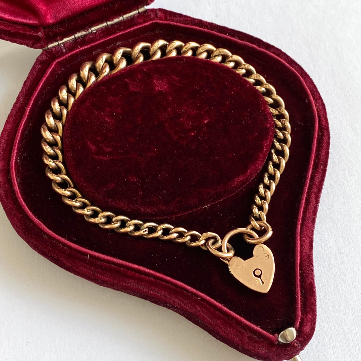 Lovely Antique Graduated 9ct Curb Bracelet | 7.25" | 6.8g