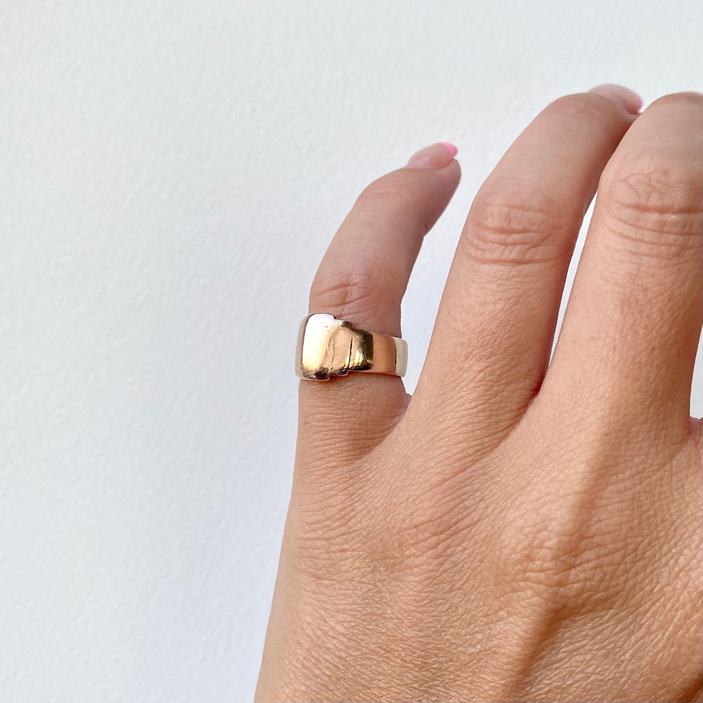 Cute Chunky 9ct Rosey Gold Asymmetric Signet Ring | Size UK G