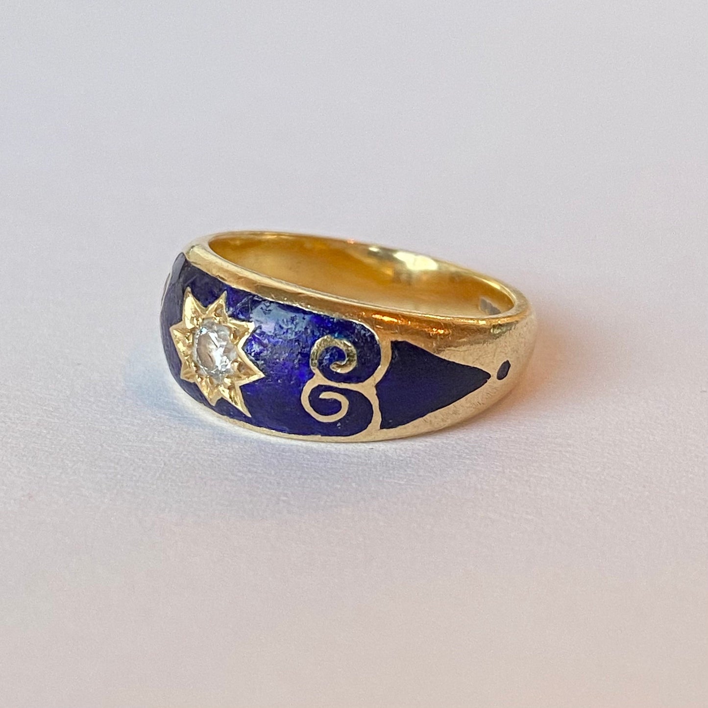 Vintage Solid 18ct Gold, Blue Enamel and Brilliant-cut Diamond Starburst Ring | Size UK K.5