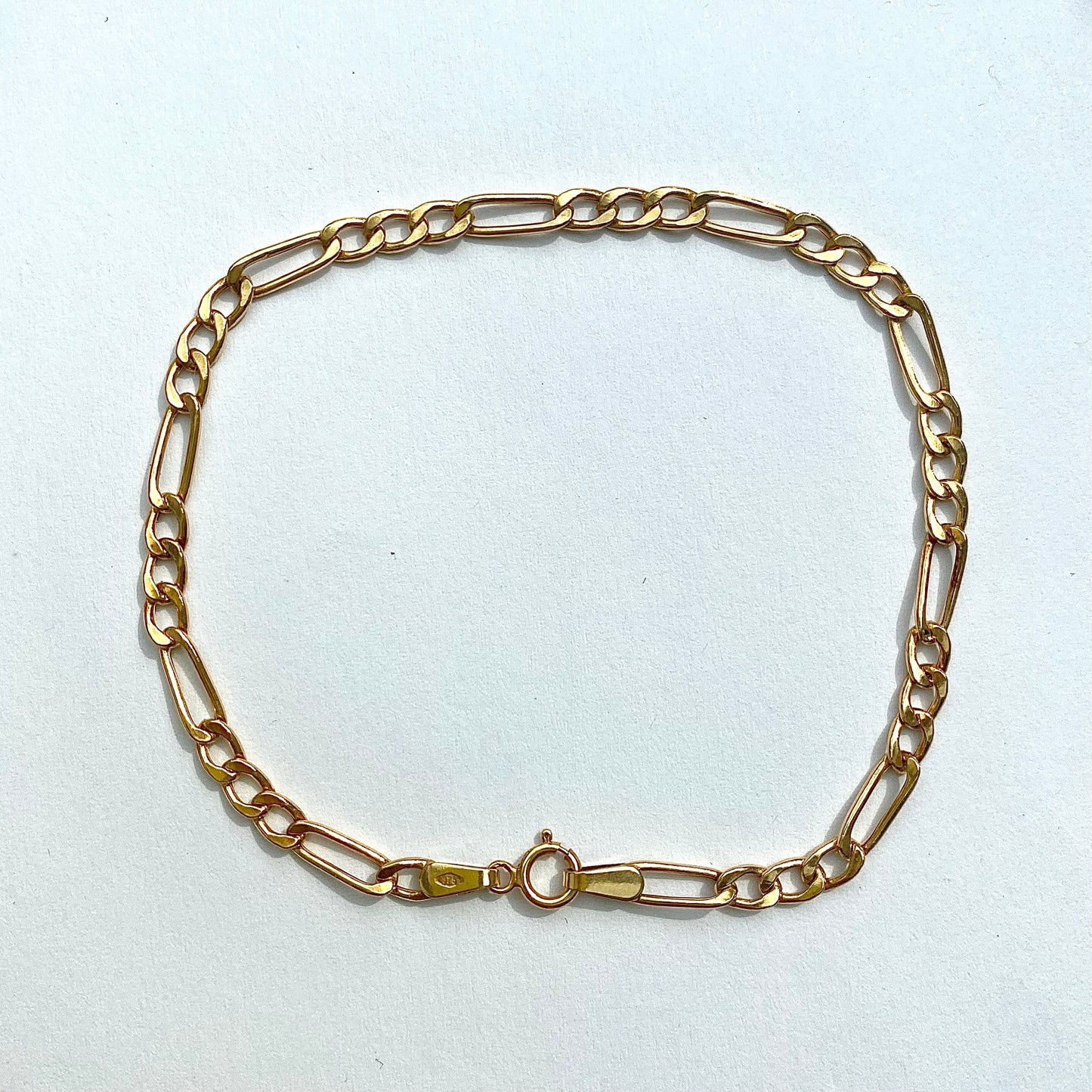 Pre-loved Dainty 9ct Gold Figaro Bracelet  |  7.3"  |  3mm