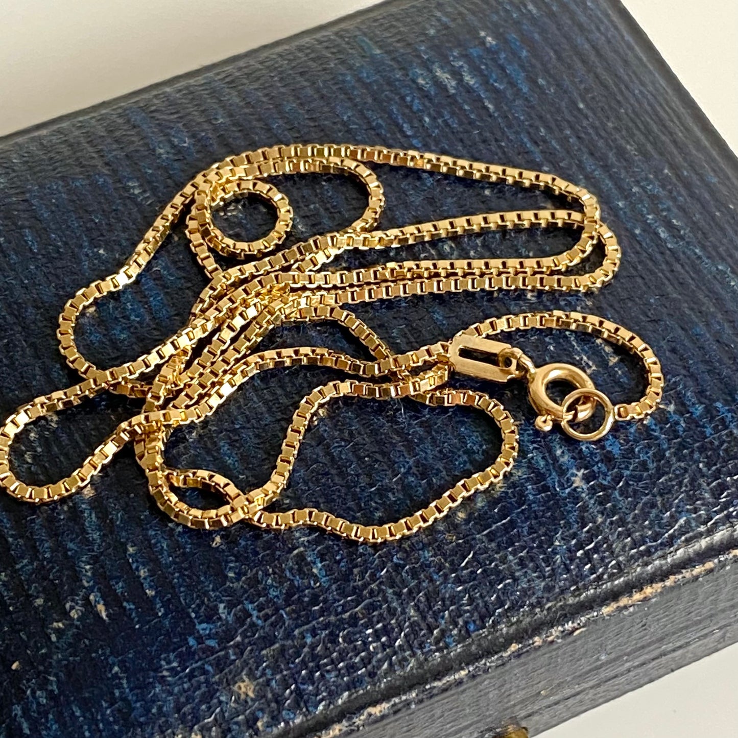 Lovely 9ct Gold Box Chain  |  18.3"  |  1mm