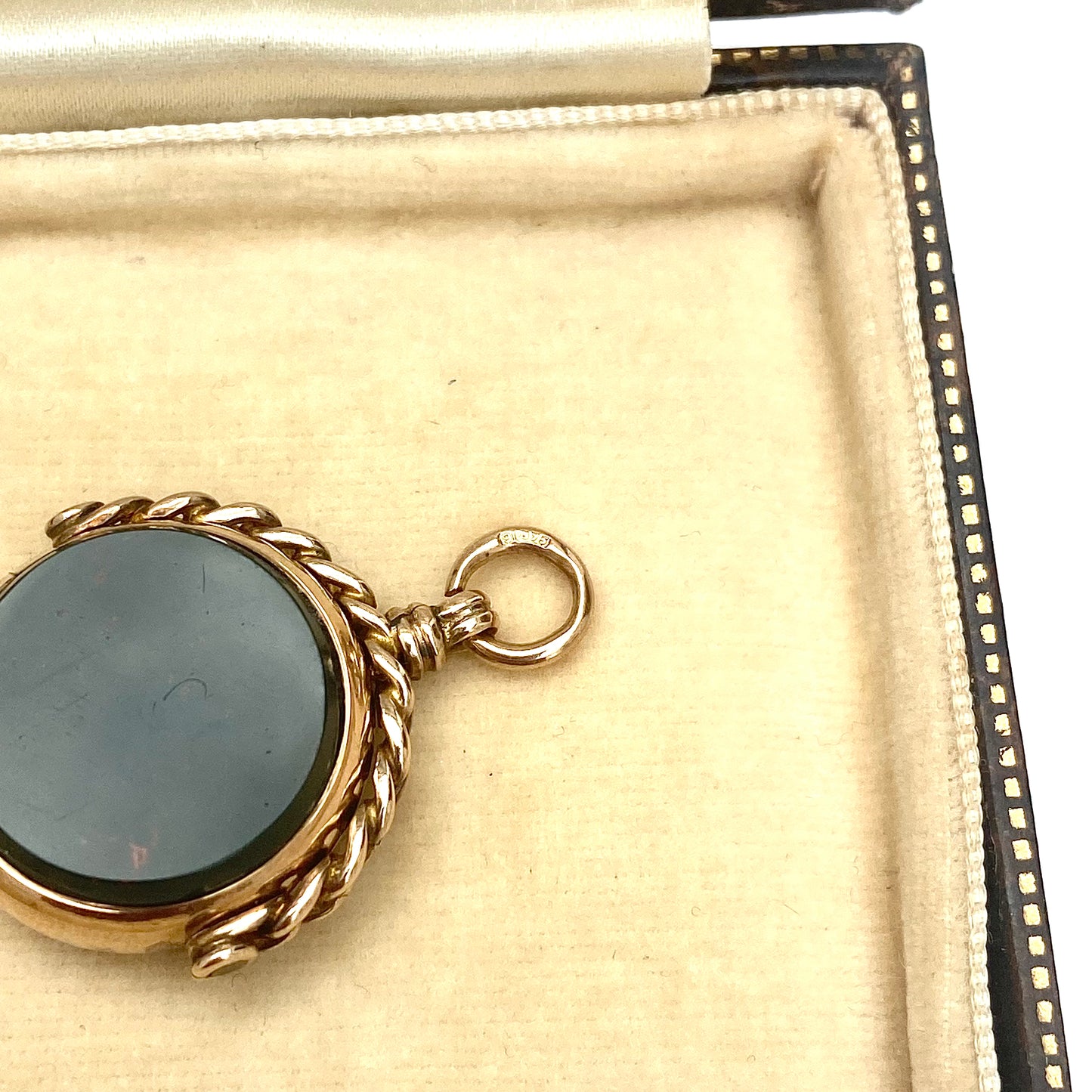 Antique 9ct Gold, Bloodstone & Carnelian Spinning Watch Fob